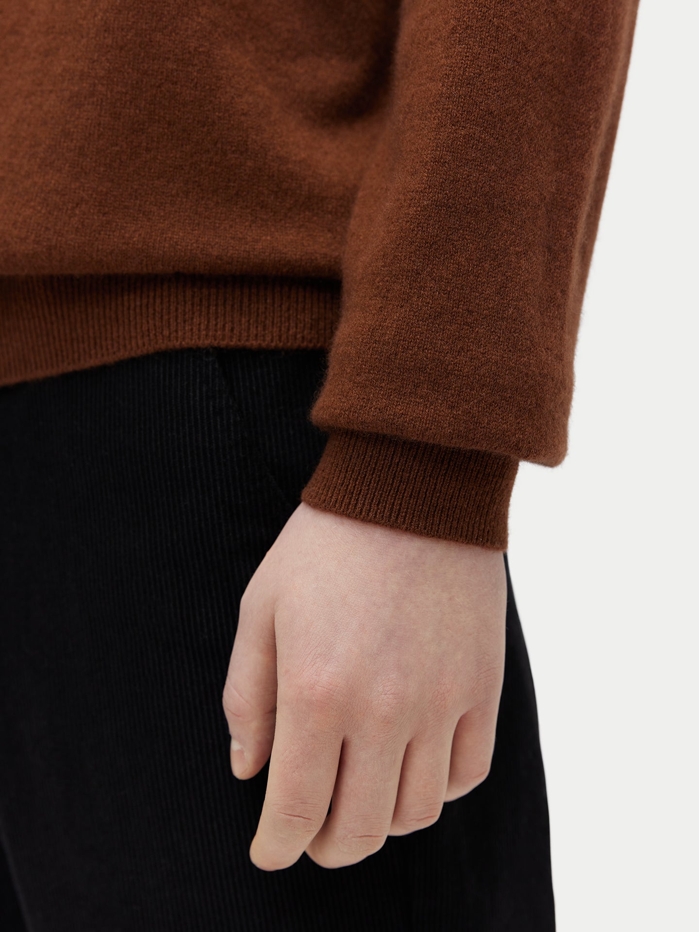 Kaschmir-Pullover mit Stehkragen