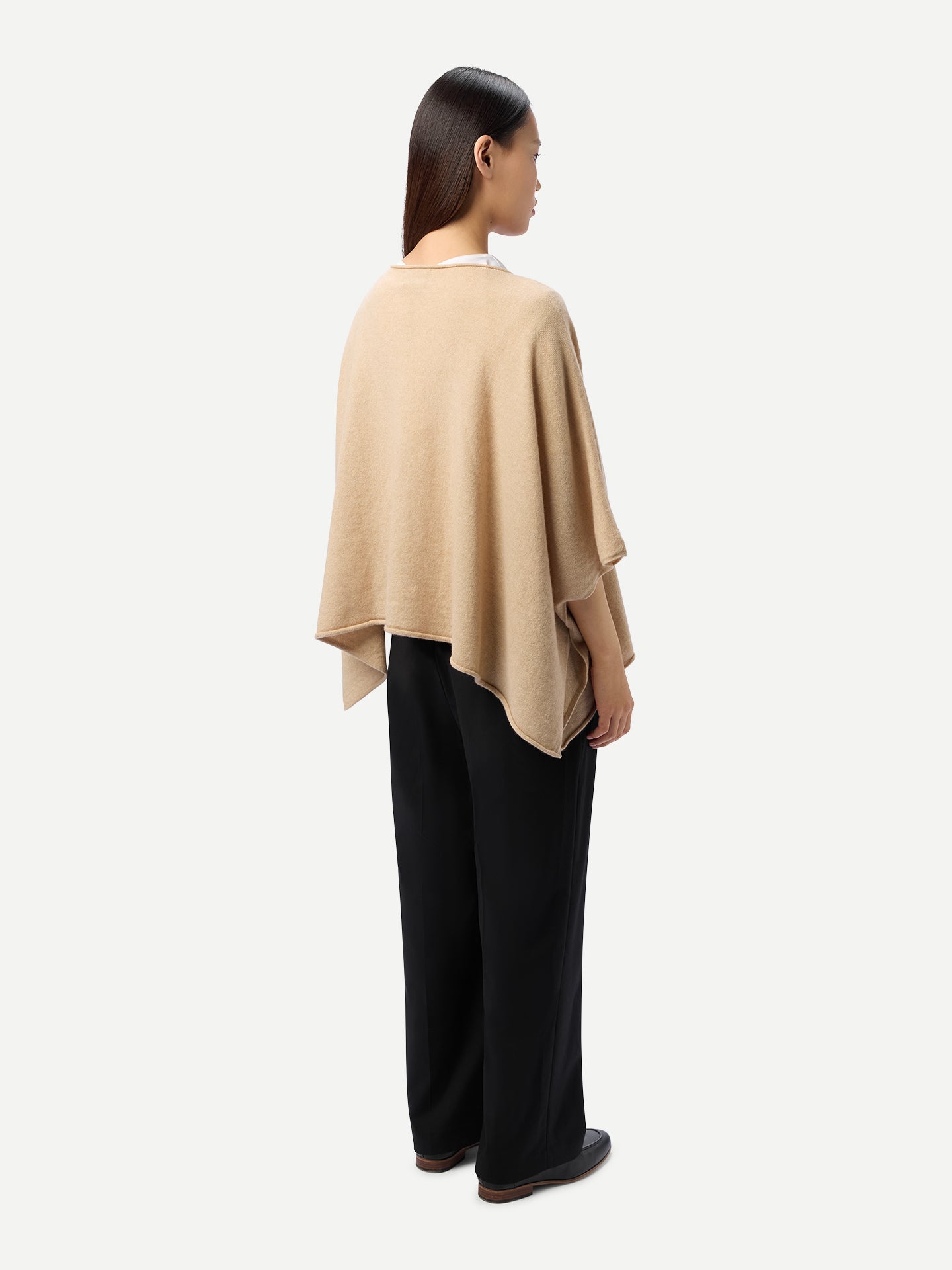 Timeless Kaschmir-Poncho mit Bootsausschnitt