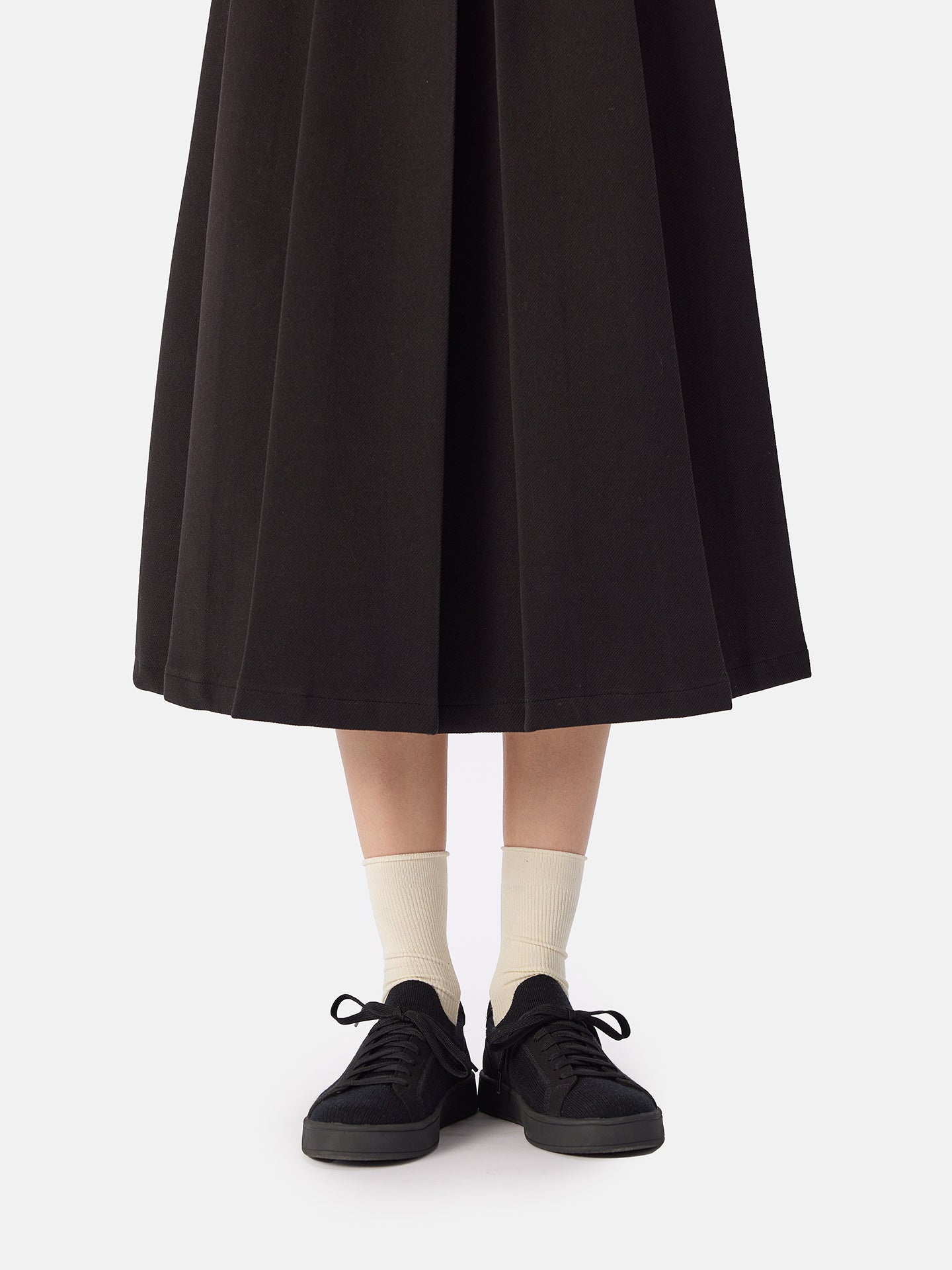 Gestrickte Sneakers aus mercerisierter Wolle und Kaschmir