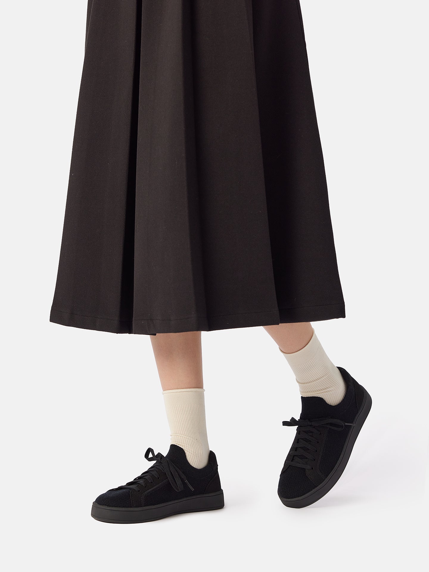 Gestrickte Sneakers aus mercerisierter Wolle und Kaschmir