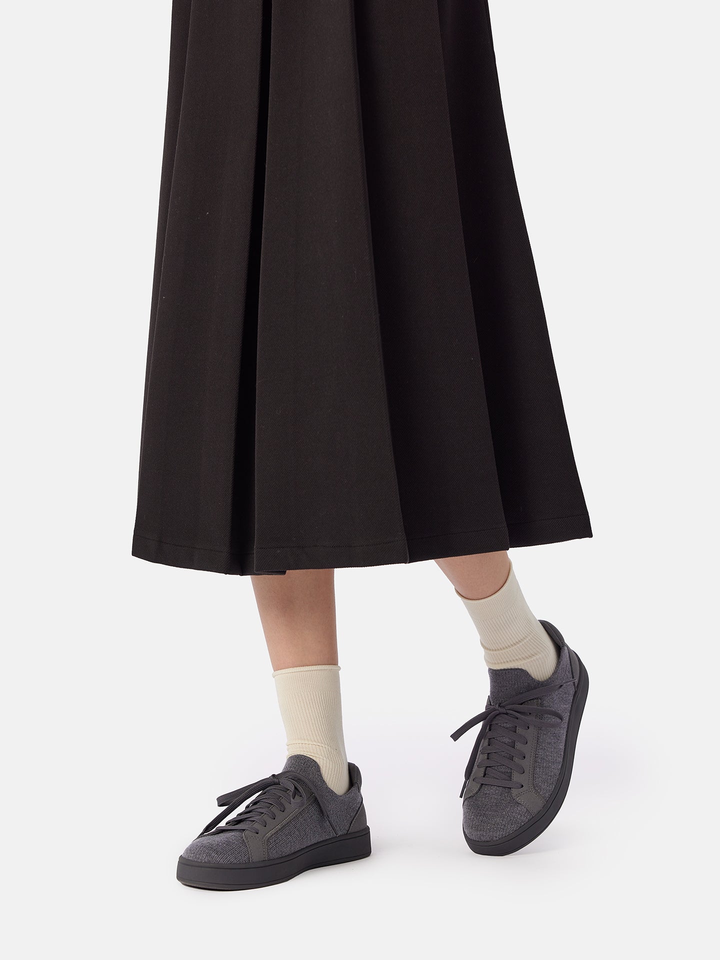 Gestrickte Sneakers aus mercerisierter Wolle und Kaschmir