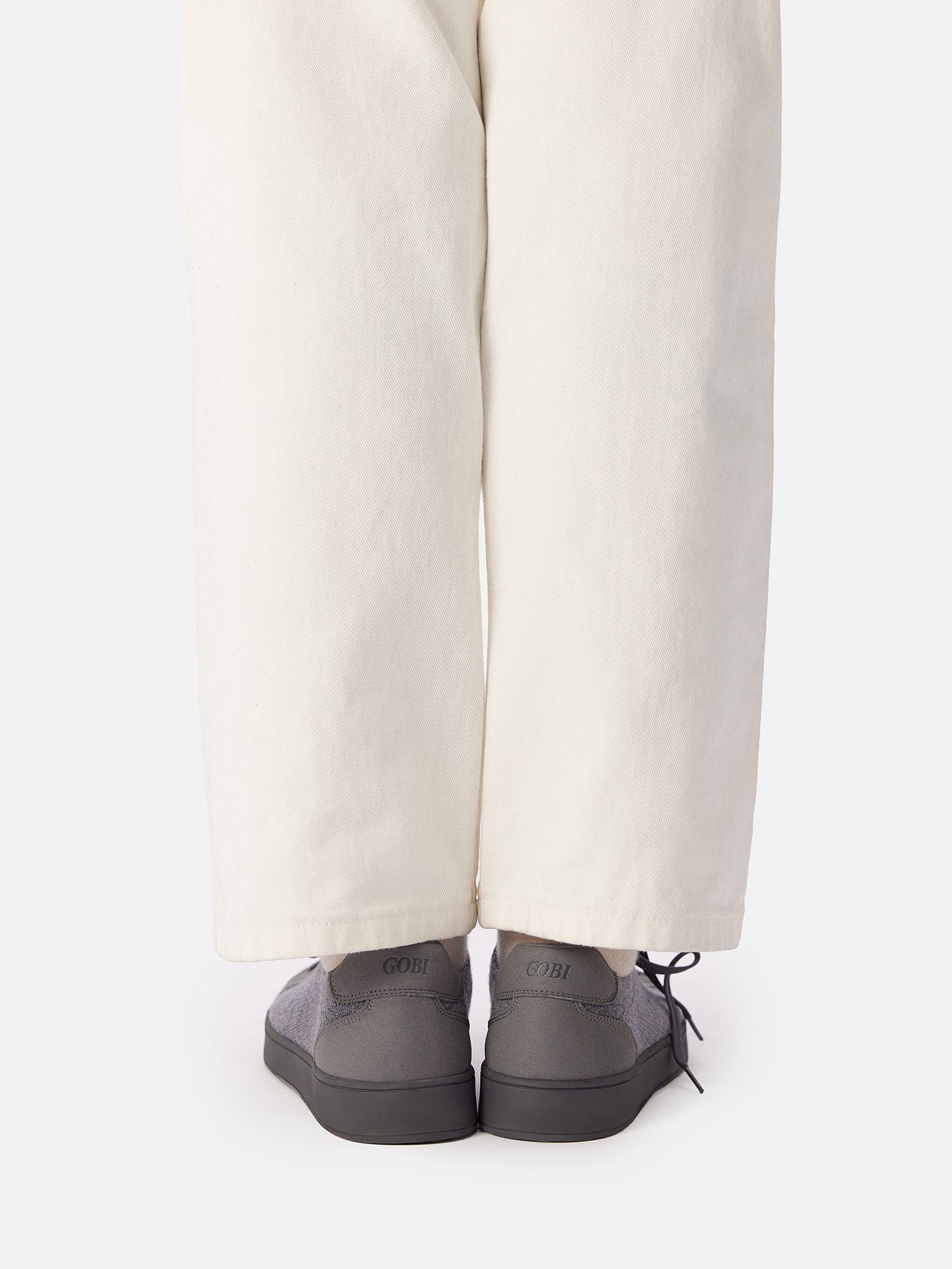 Gestrickte Sneakers aus mercerisierter Wolle und Kaschmir