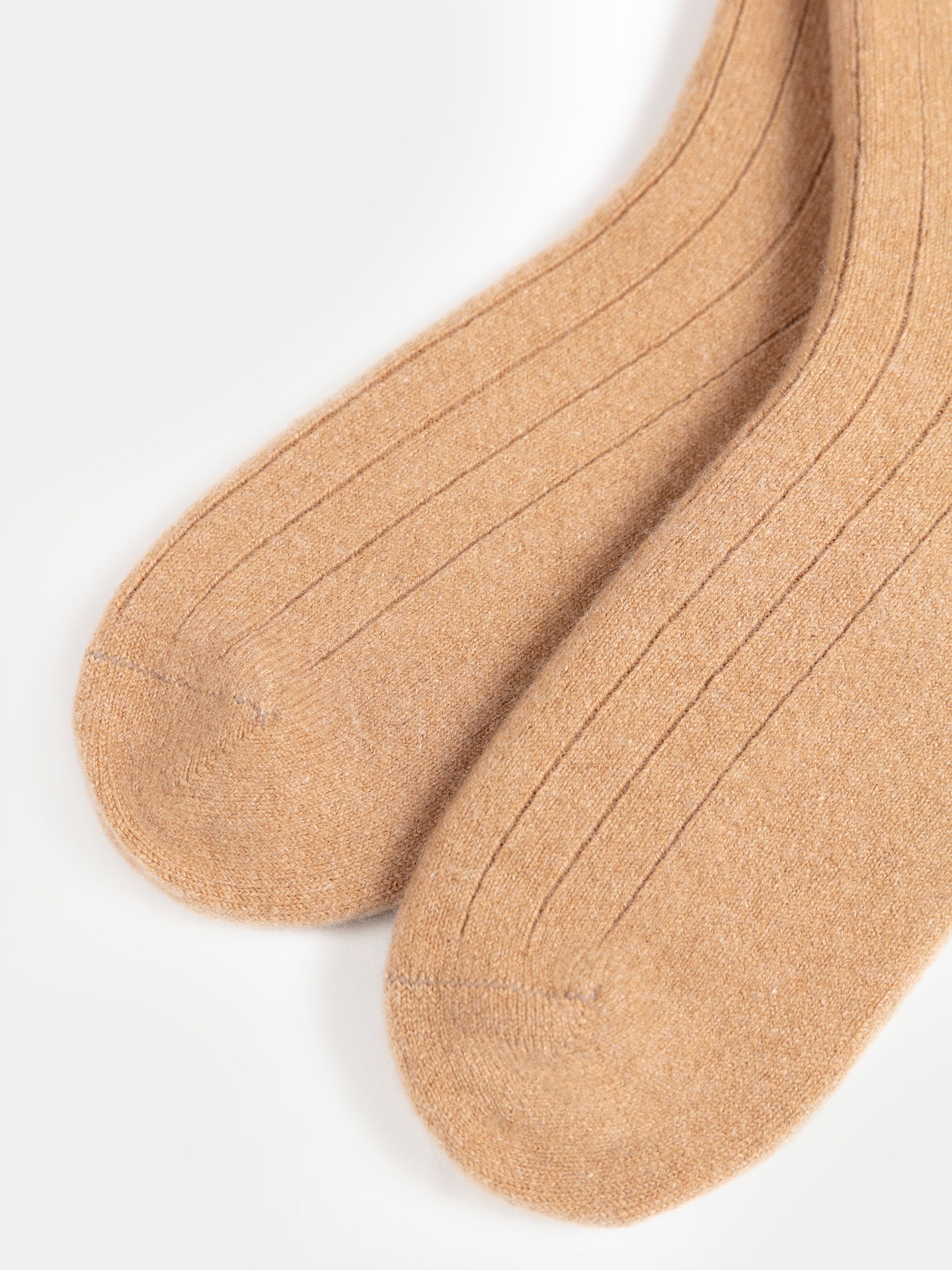 Unisex Kaschmir Strick-Bettsocken mit Trim Schaffell - Gobi Cashmere