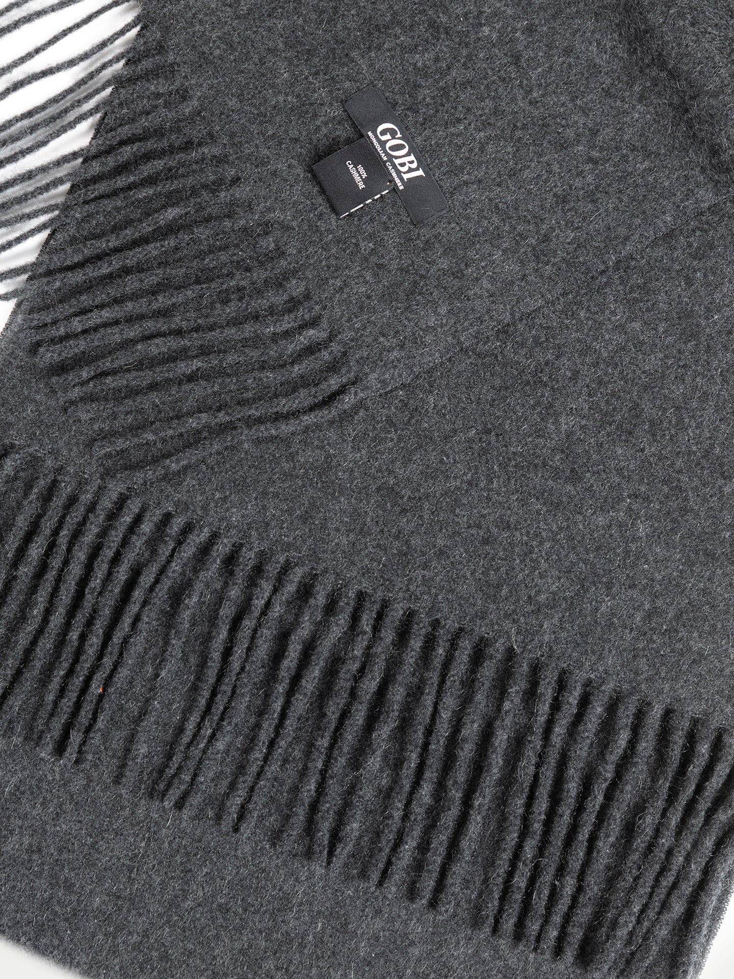 Kaschmirschal mit Fransen