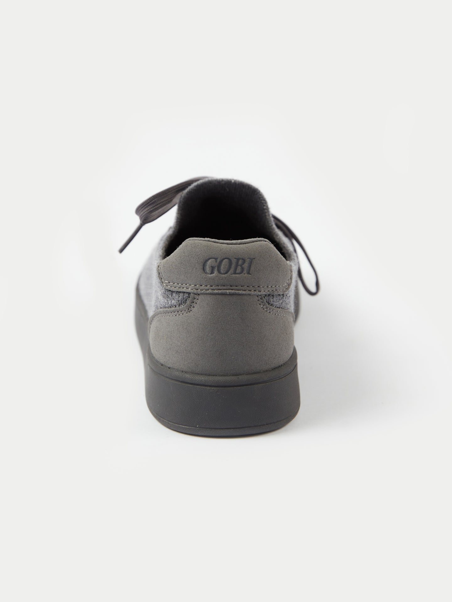 Gestrickte Sneakers aus mercerisierter Wolle und Kaschmir