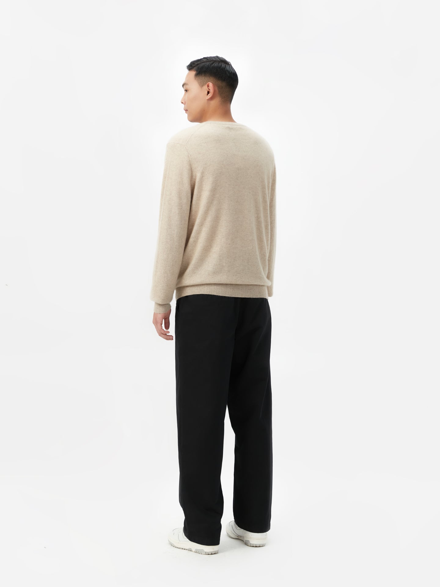 V-Ausschnitt Kaschmir Strickjacke mit Knöpfen