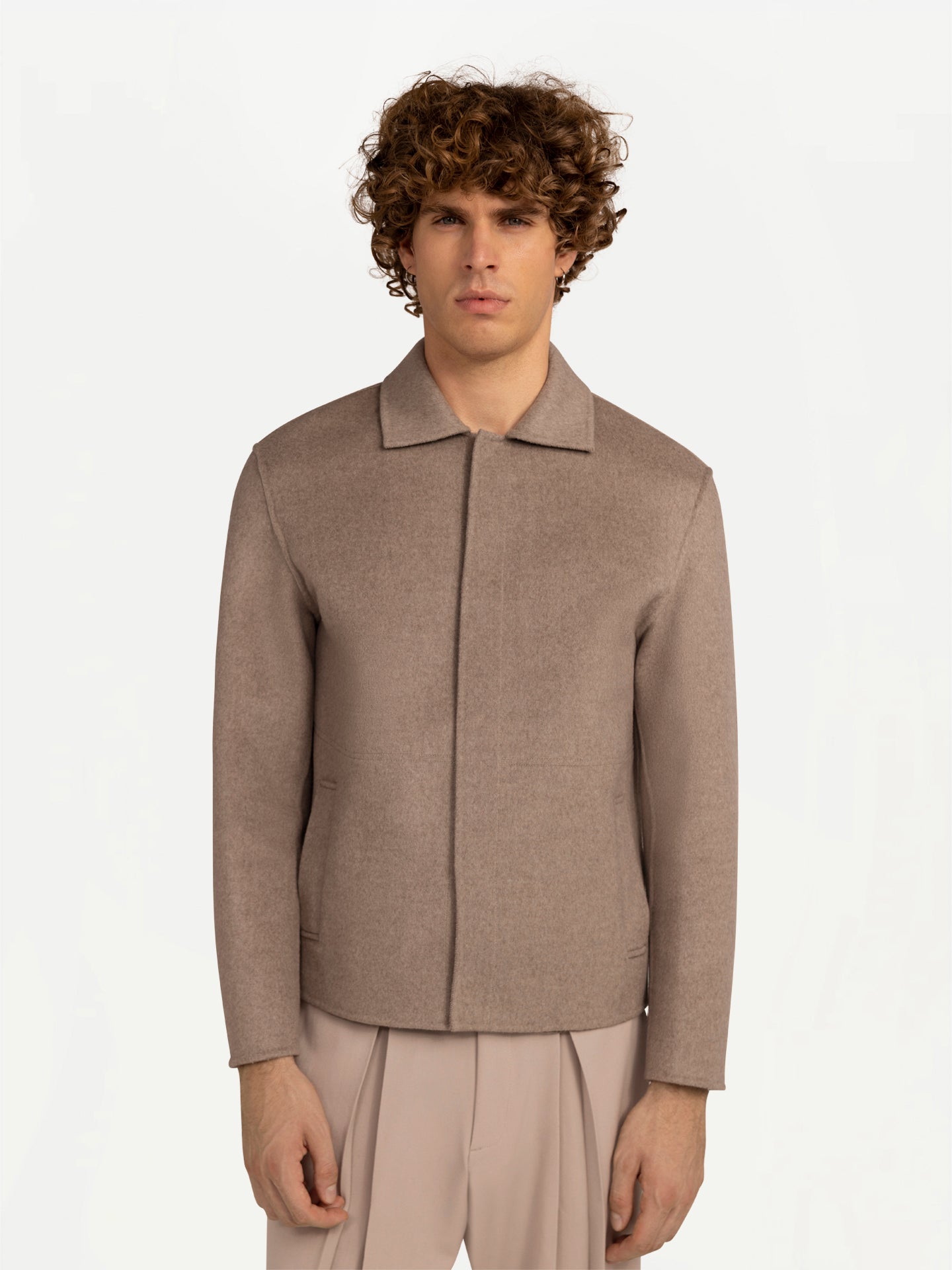 Kaschmirjacke mit Druckknöpfen