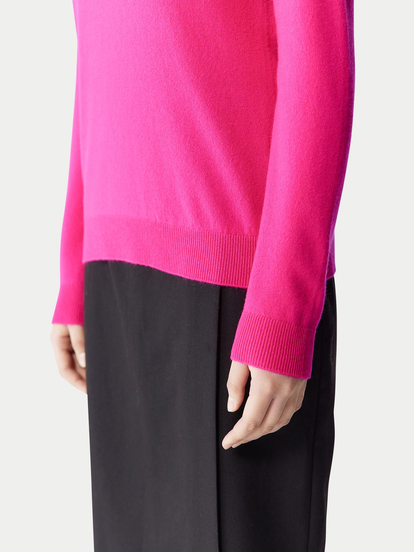 Basic R-Ausschnitt Kaschmirpullover