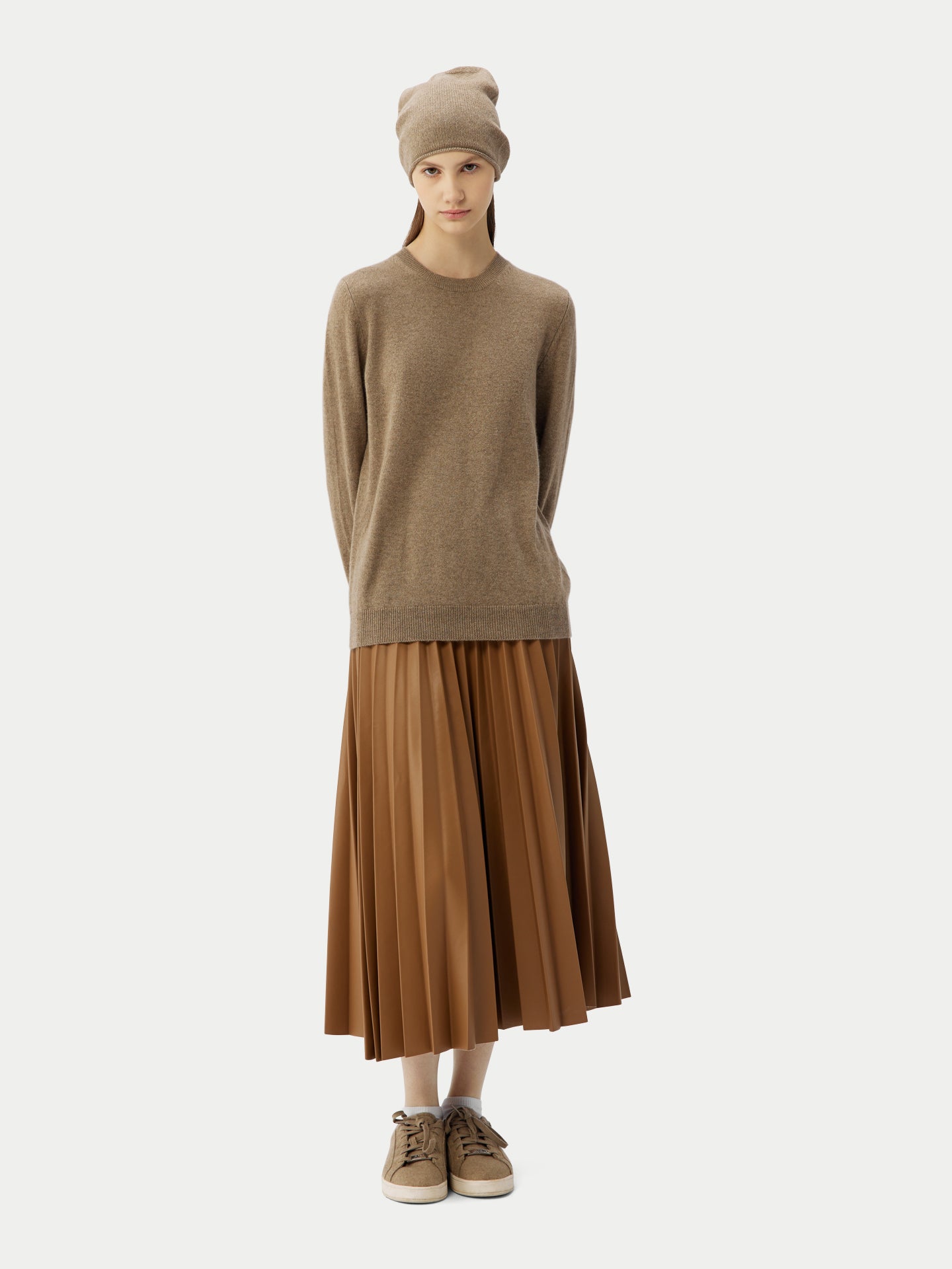 Naturfarbe 99€ Kaschmir-Set aus Pullover und Mütze