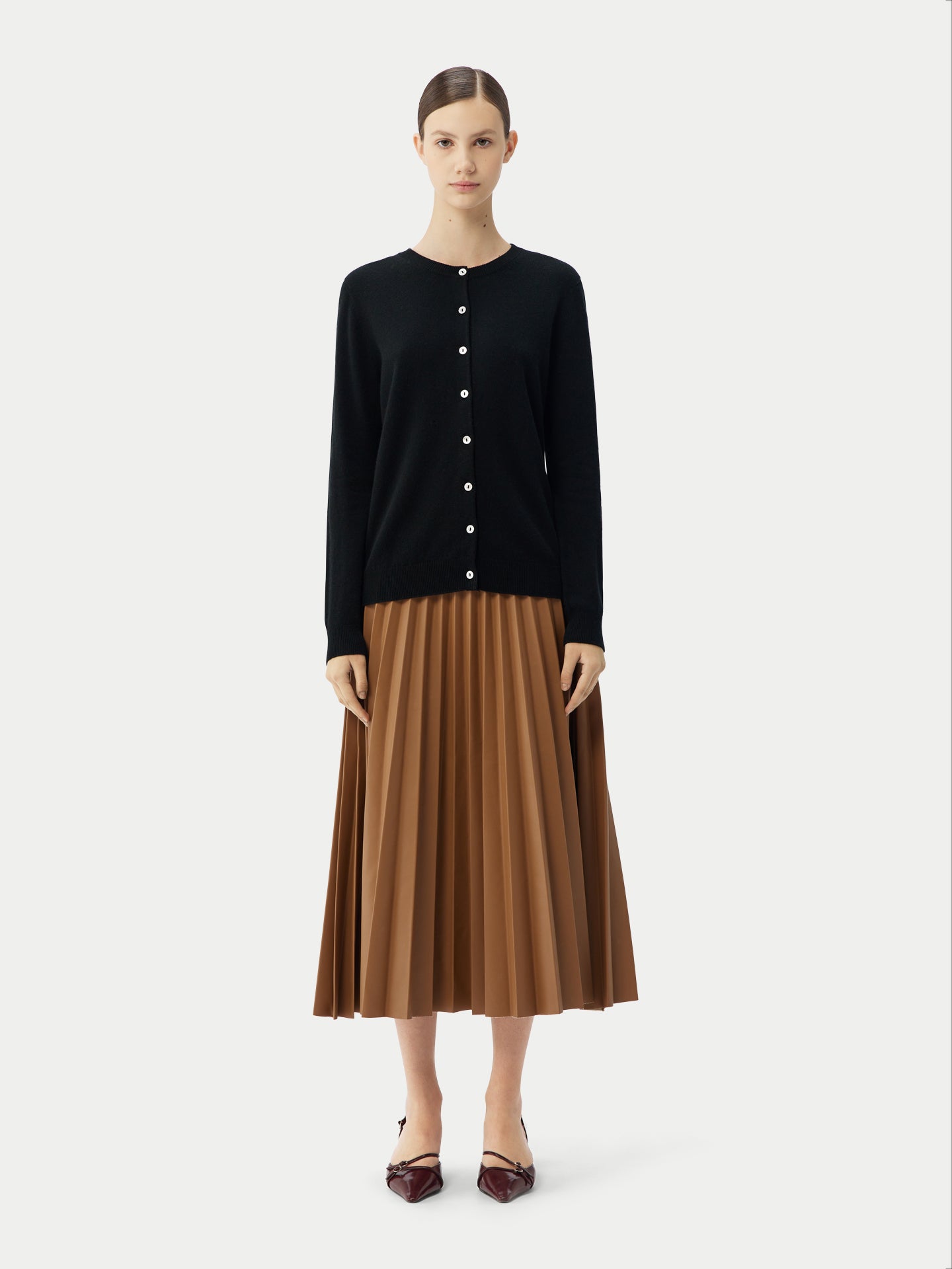 Basic B-Ausschnitt Kaschmirstrickjacke