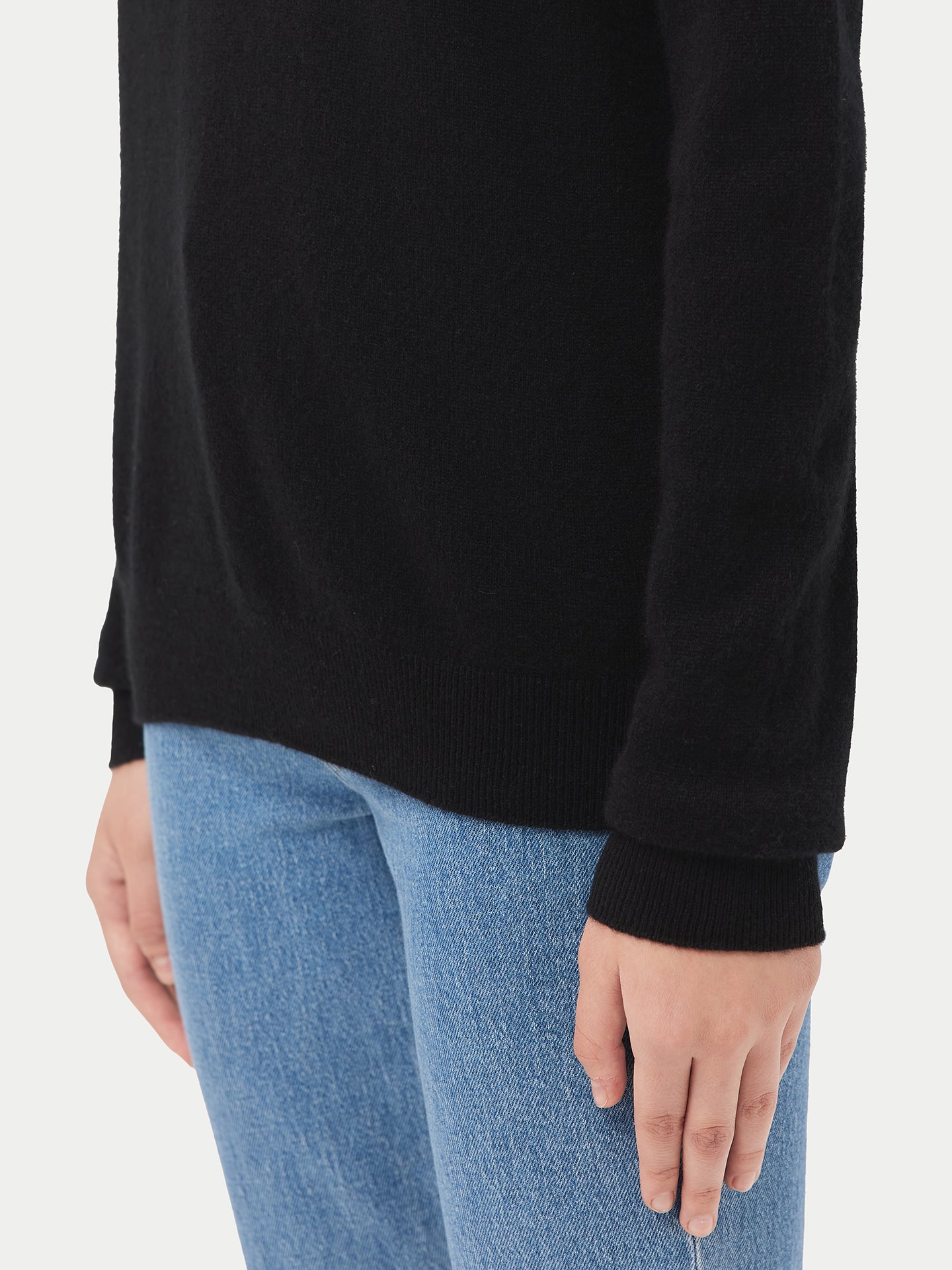Damen Kaschmir Basic R-Ausschnitt Pullover Schwarz - Gobi Cashmere