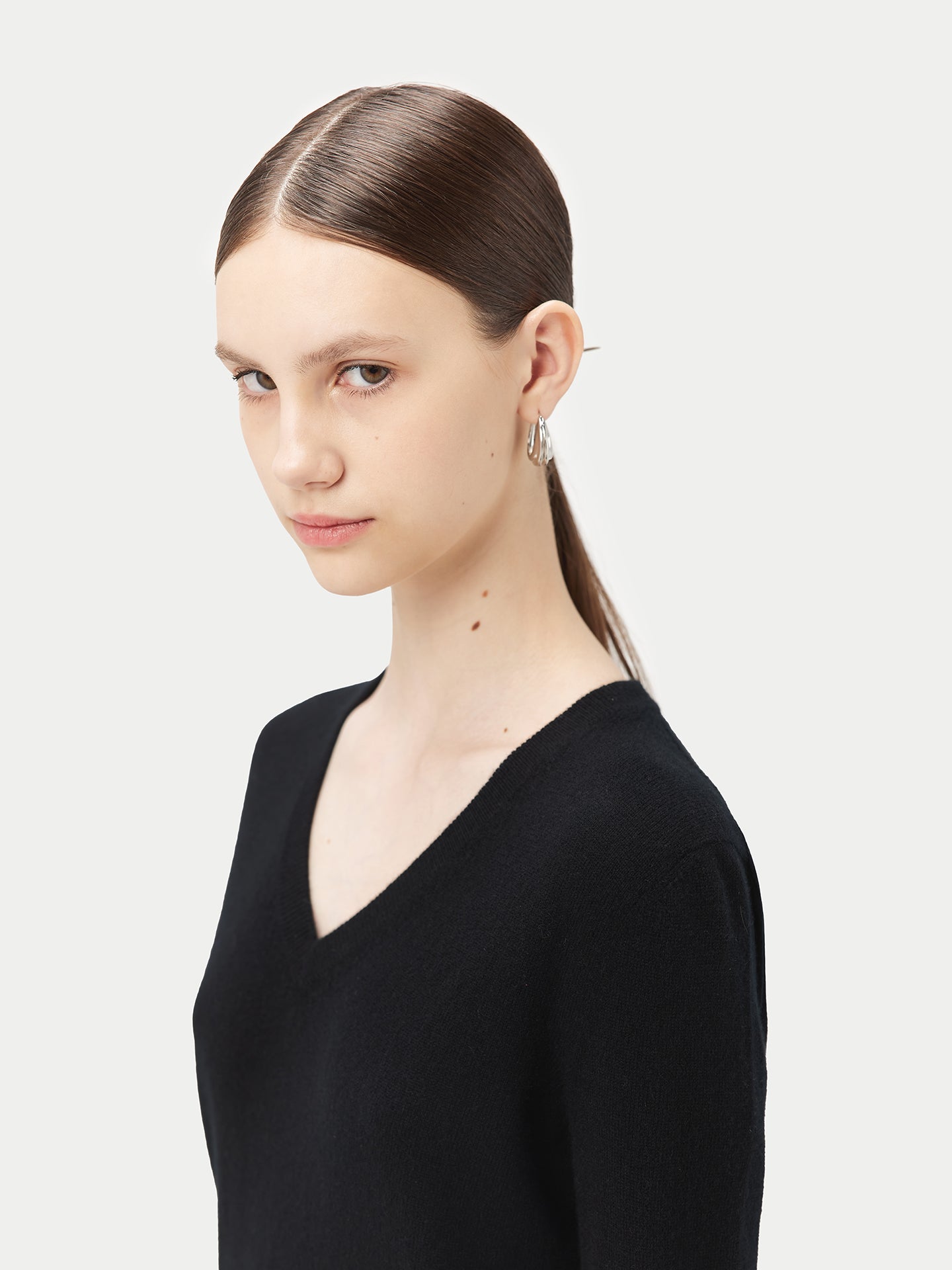 Damen Kaschmir Basic V-Ausschnitt Pullover Schwarz - Gobi Cashmere