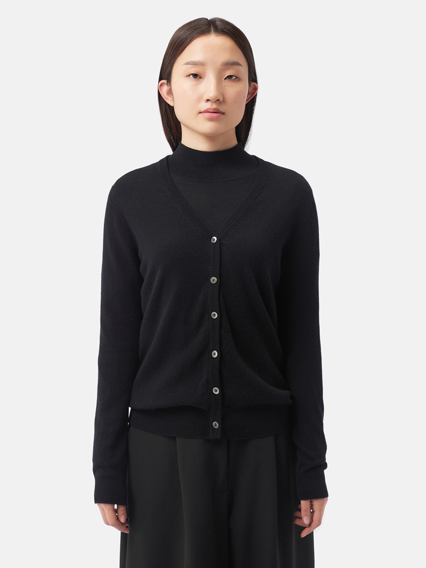 Basic V-Ausschnitt Kaschmirstrickjacke