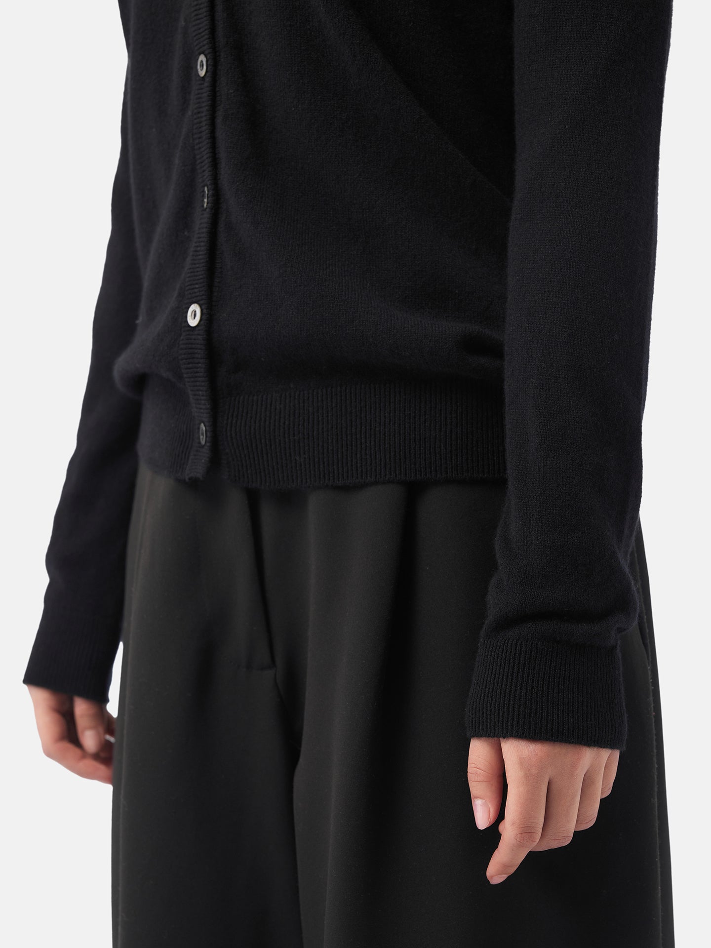 Basic V-Ausschnitt Kaschmirstrickjacke