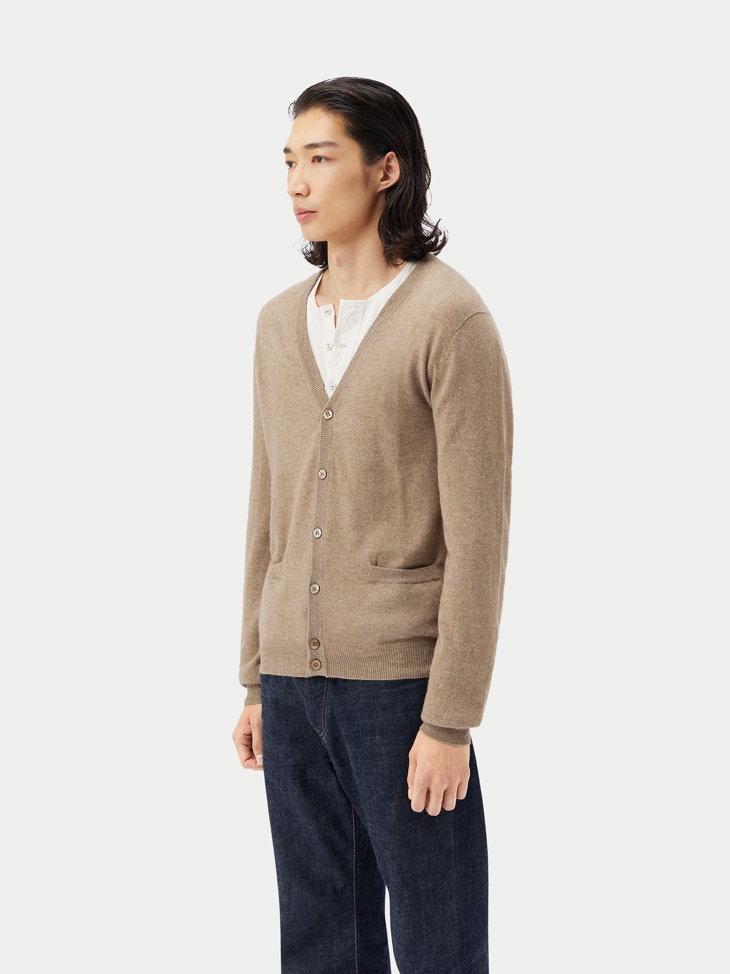 Naturfarbe V-Ausschnitt Kaschmir Strickjacke mit Knöpfen