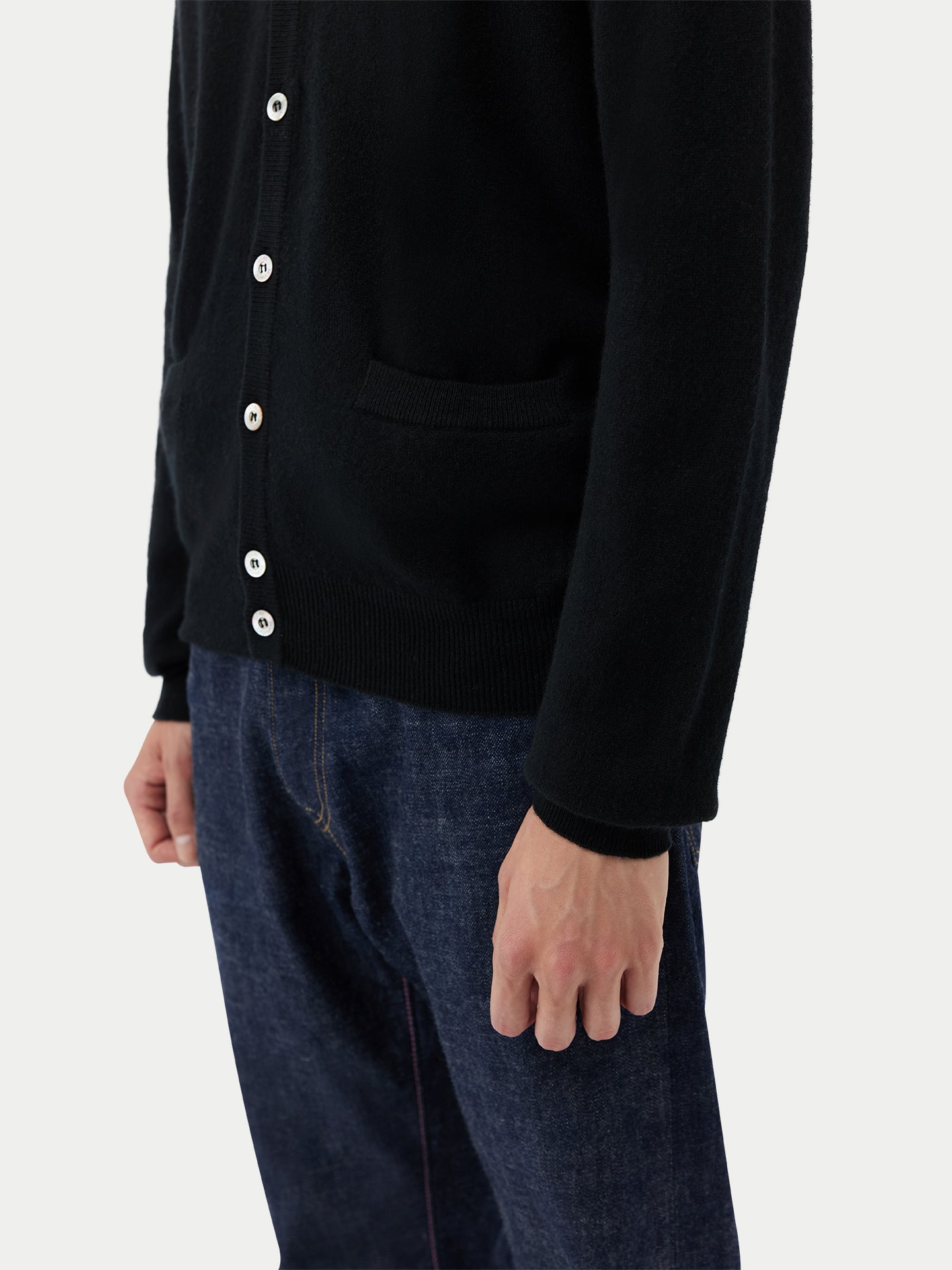 V-Ausschnitt Kaschmir Strickjacke mit Knöpfen