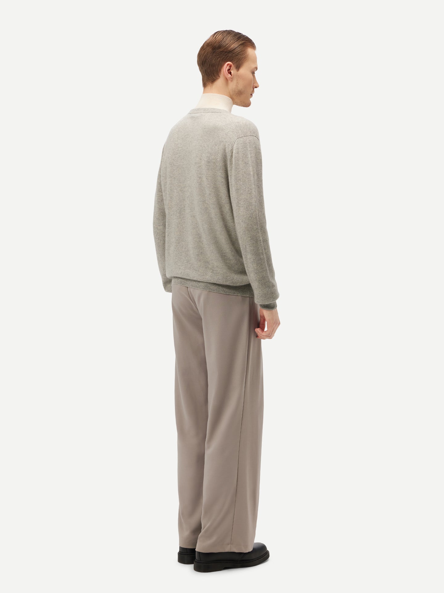 Basic V-Ausschnitt Kaschmirstrickjacke mit Knöpfen