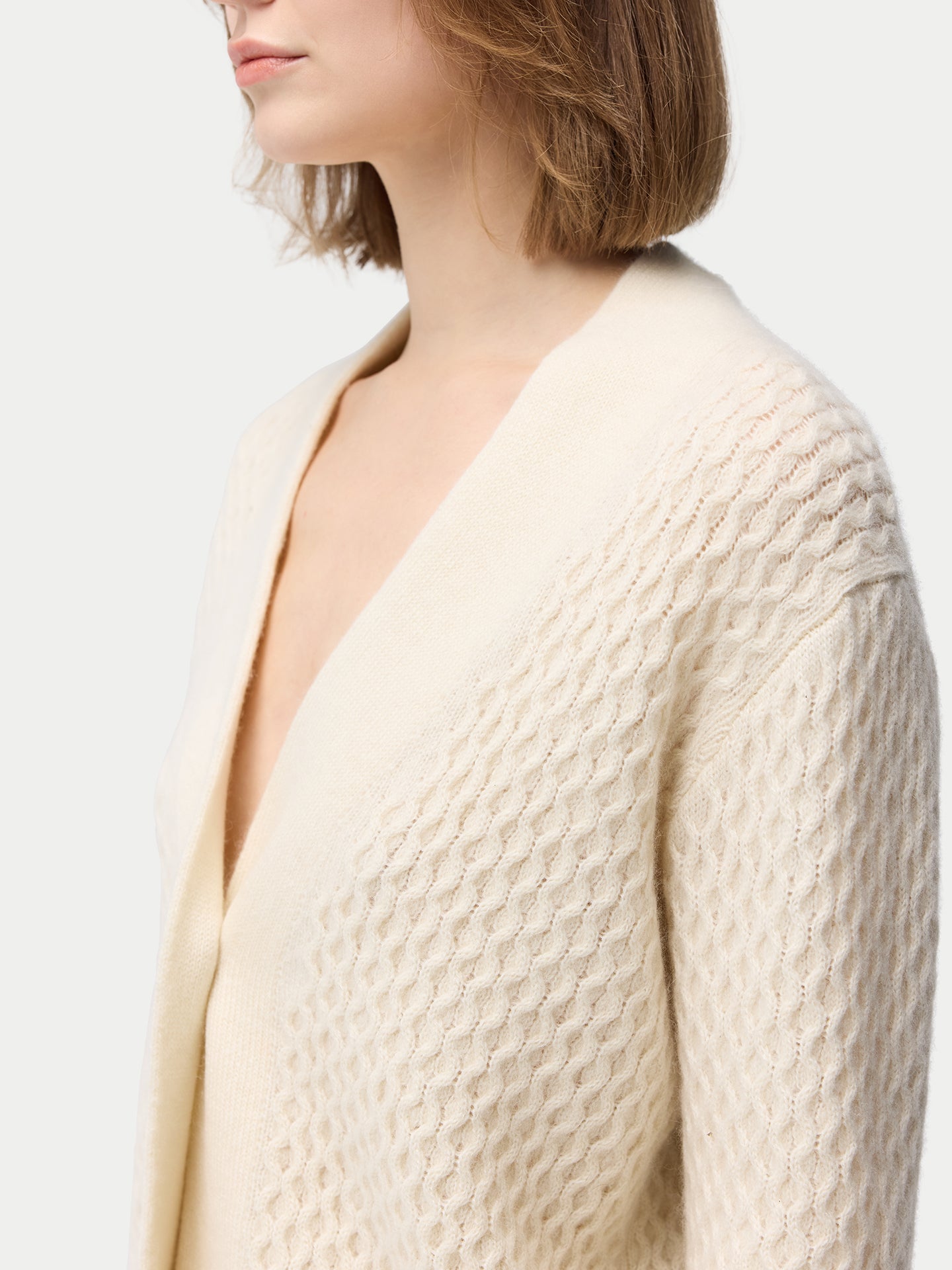 Strukturierte Kaschmir Strickjacke mit Knopfverschluss