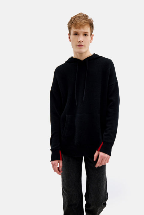 Herren Kaschmirpullover mit Kapuze in Capulet Olive, Editorial-Foto