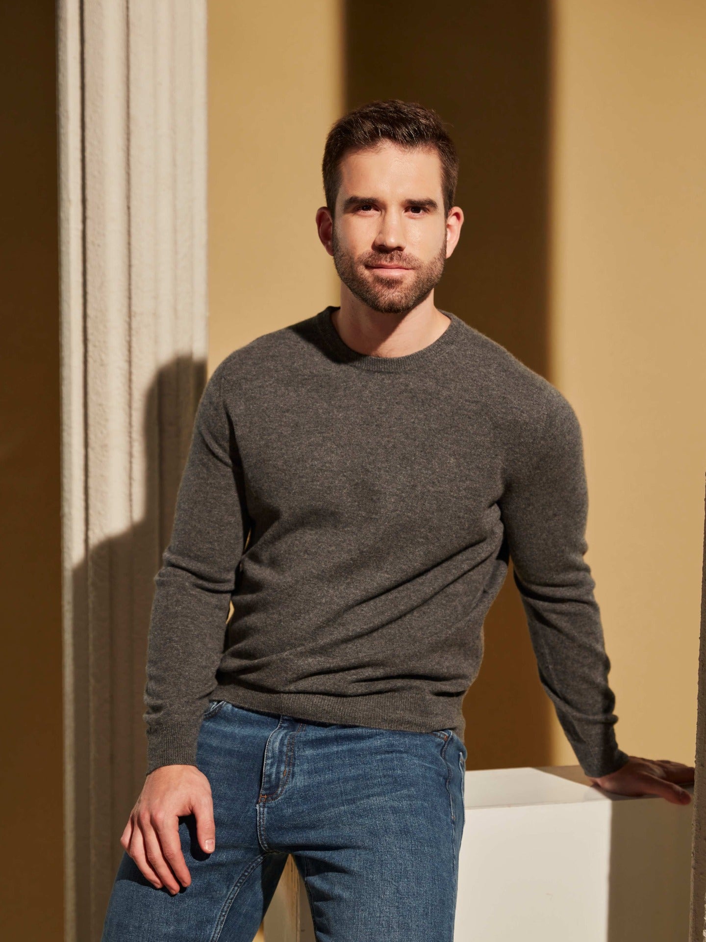 Herren Kaschmir Basic R-Ausschnitt Pullover Grau - Gobi Cashmere