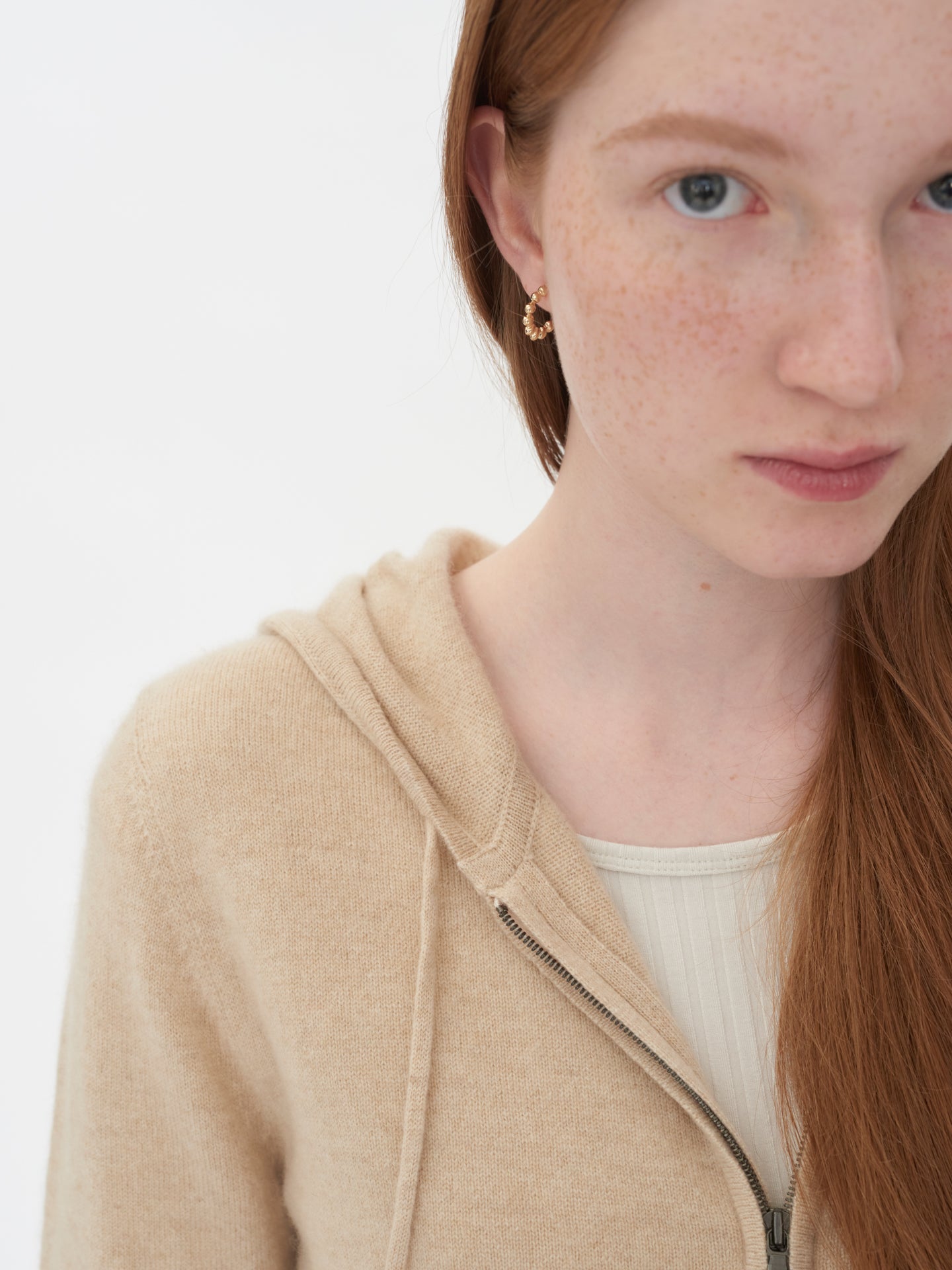 Damen Kaschmir Kapuzen-Strickjacke Mit Reißverschluss Beige - Gobi Cashmere