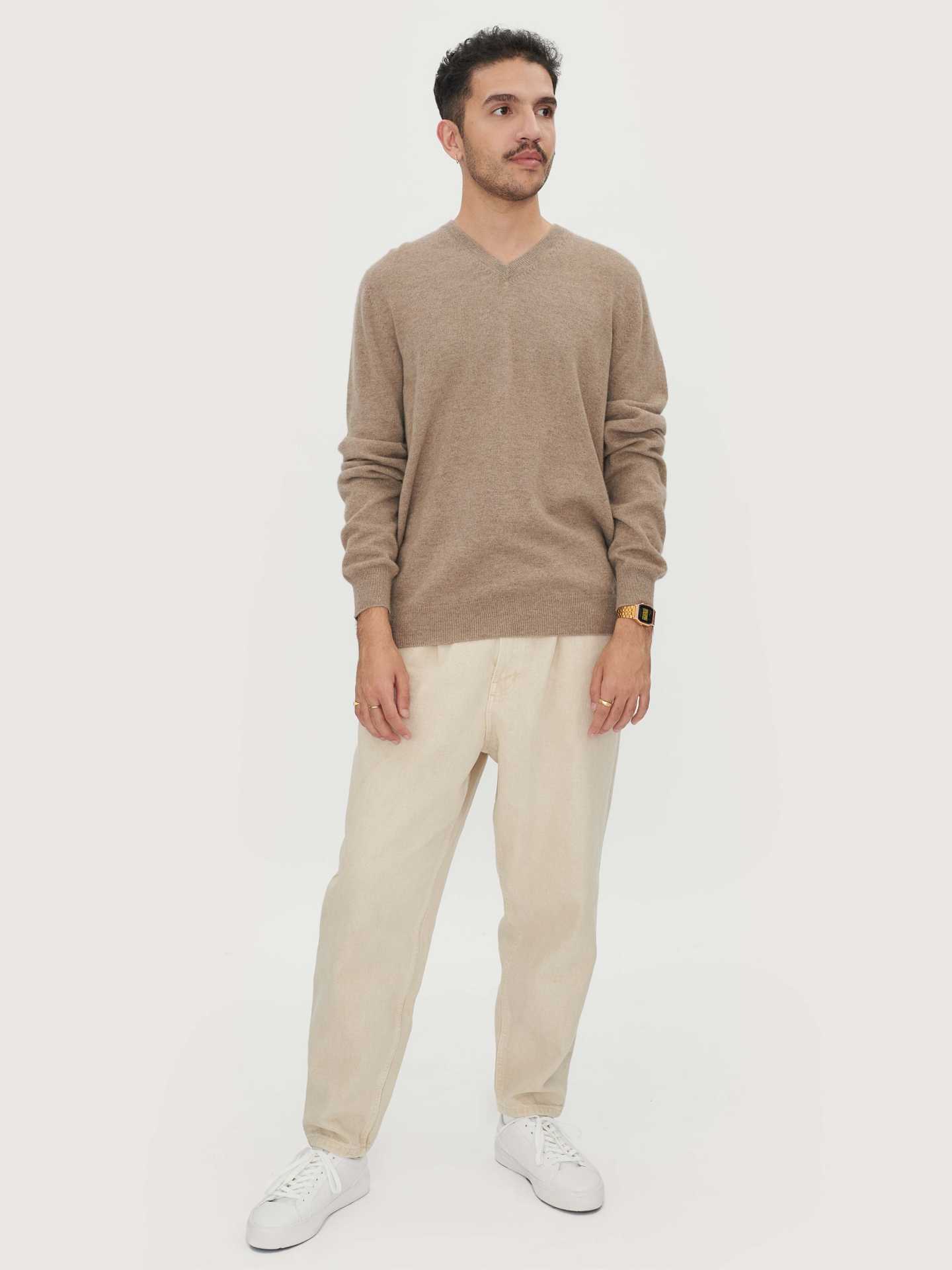 Herren Kaschmir Basic V-Ausschnitt Pullover Taupe - Gobi Cashmere
