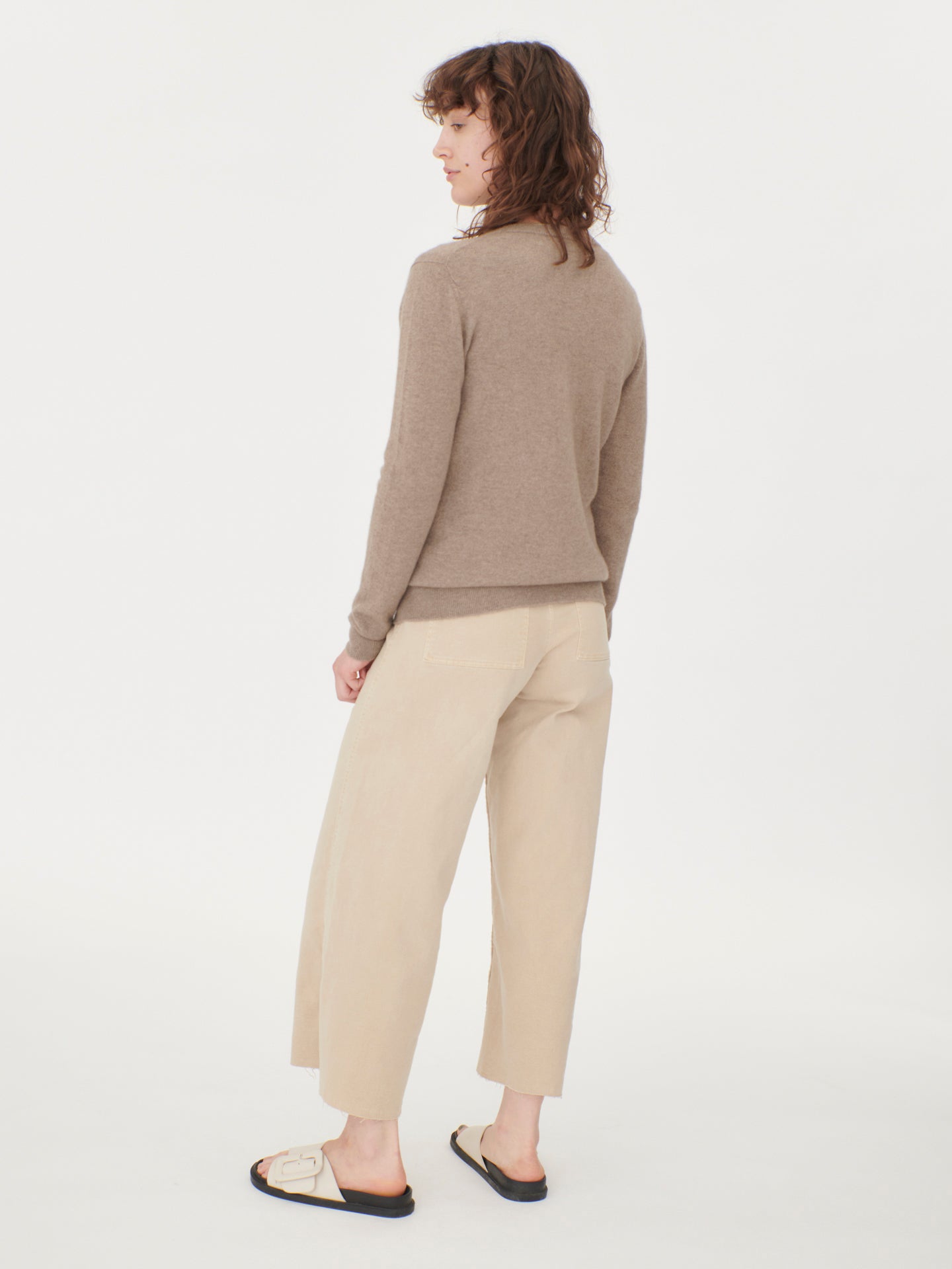 Damen Kaschmir V-Ausschnitt Strickjacke Taupe - Gobi Cashmere