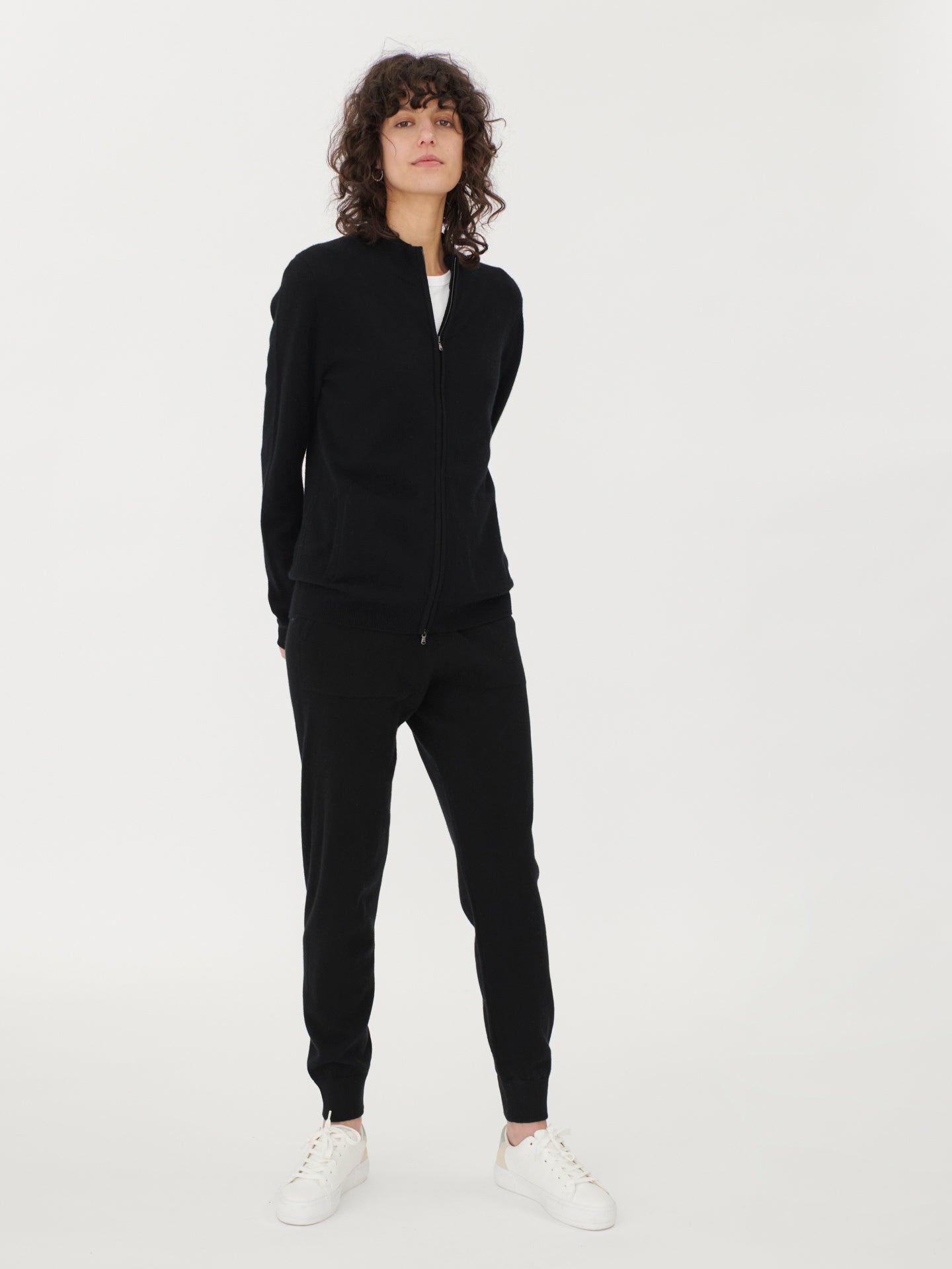 Damen Kaschmir Strickjacke Mit Reißverschluss Schwarz - Gobi Cashmere