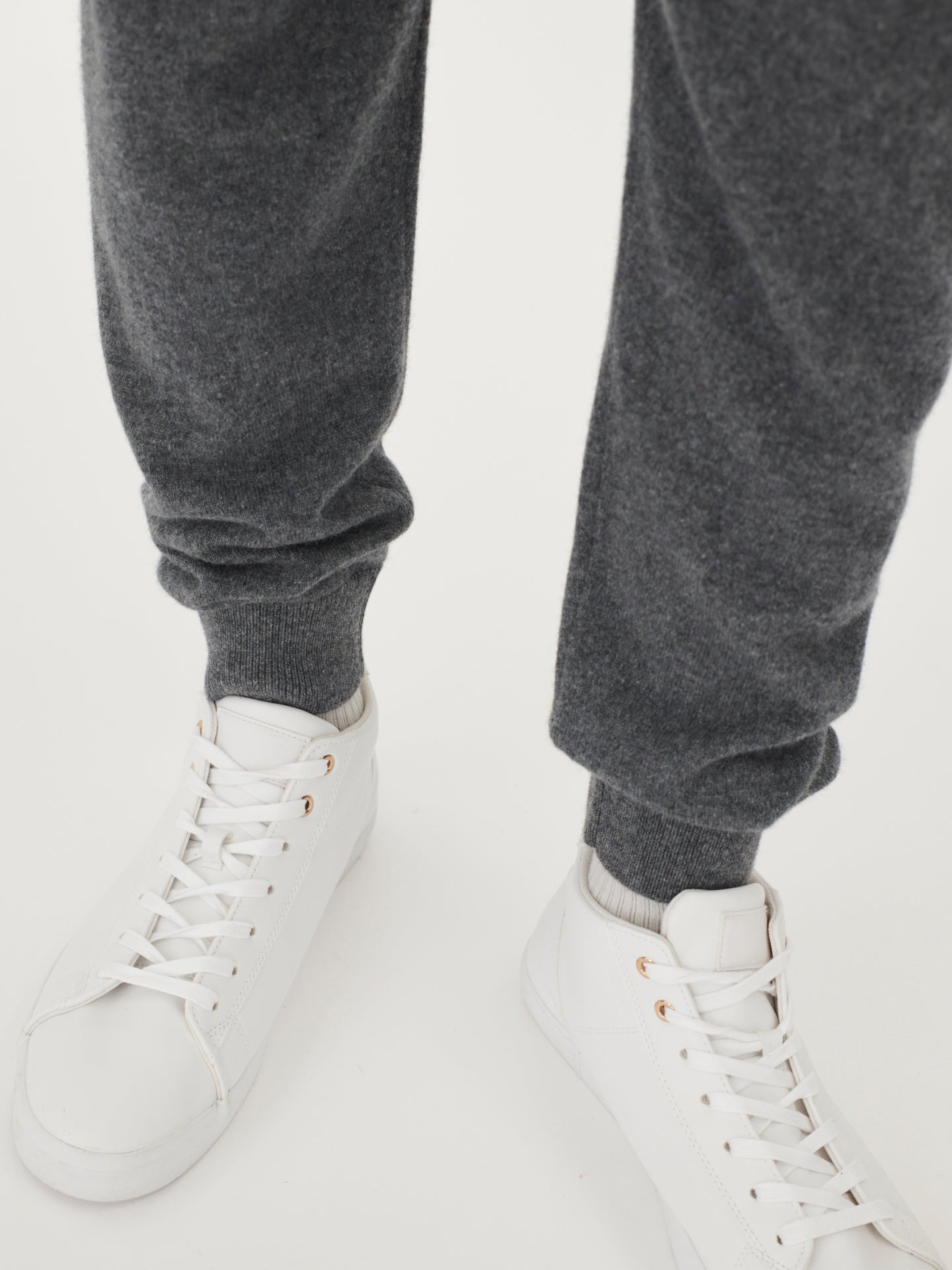 Herren Kaschmir Lockere Jogginghose Plum Kitten - Gobi Cashmere