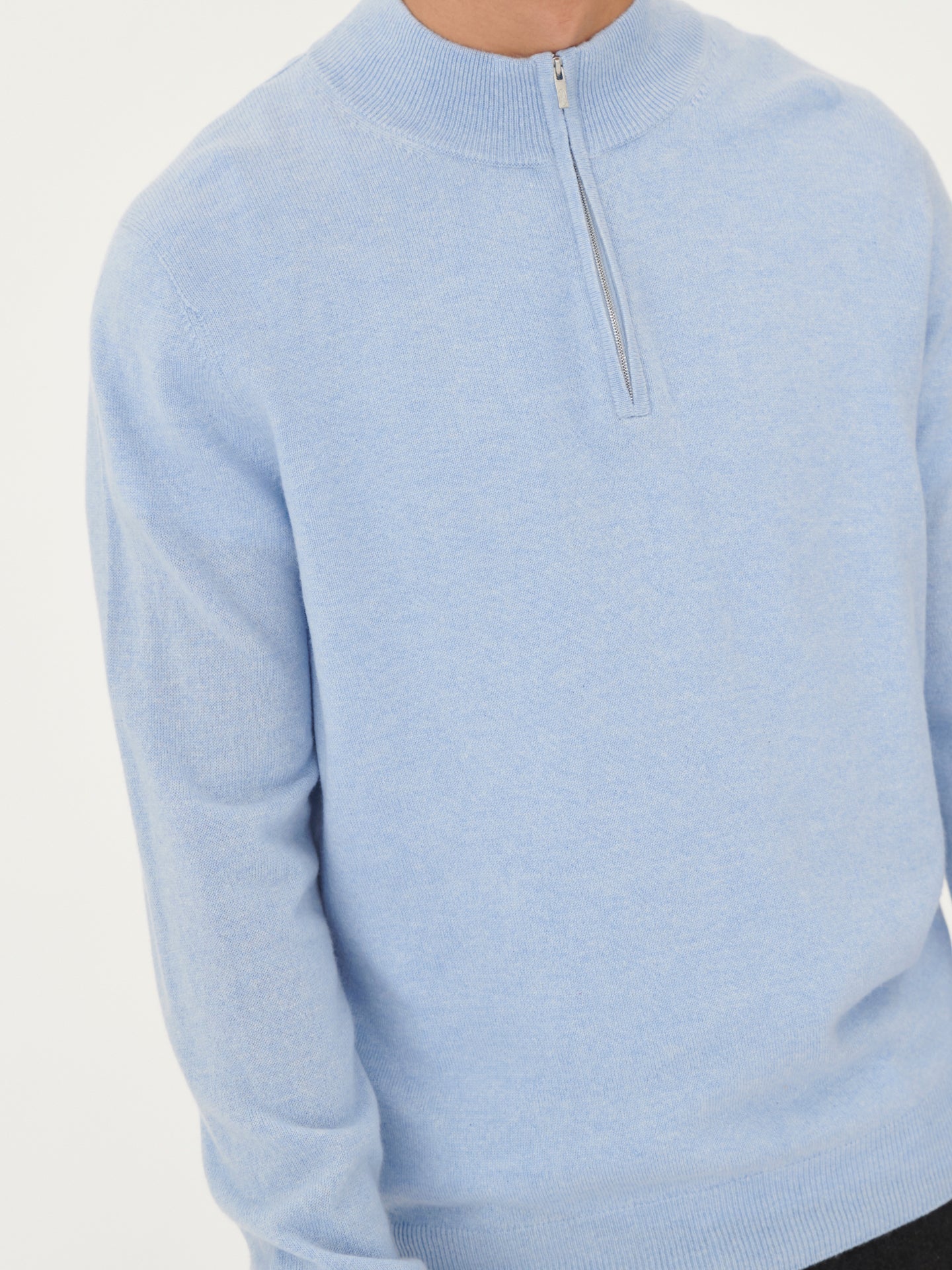 Men's Cashmere Half Zip Polo Dim Light Blue - Gobi Cashmere