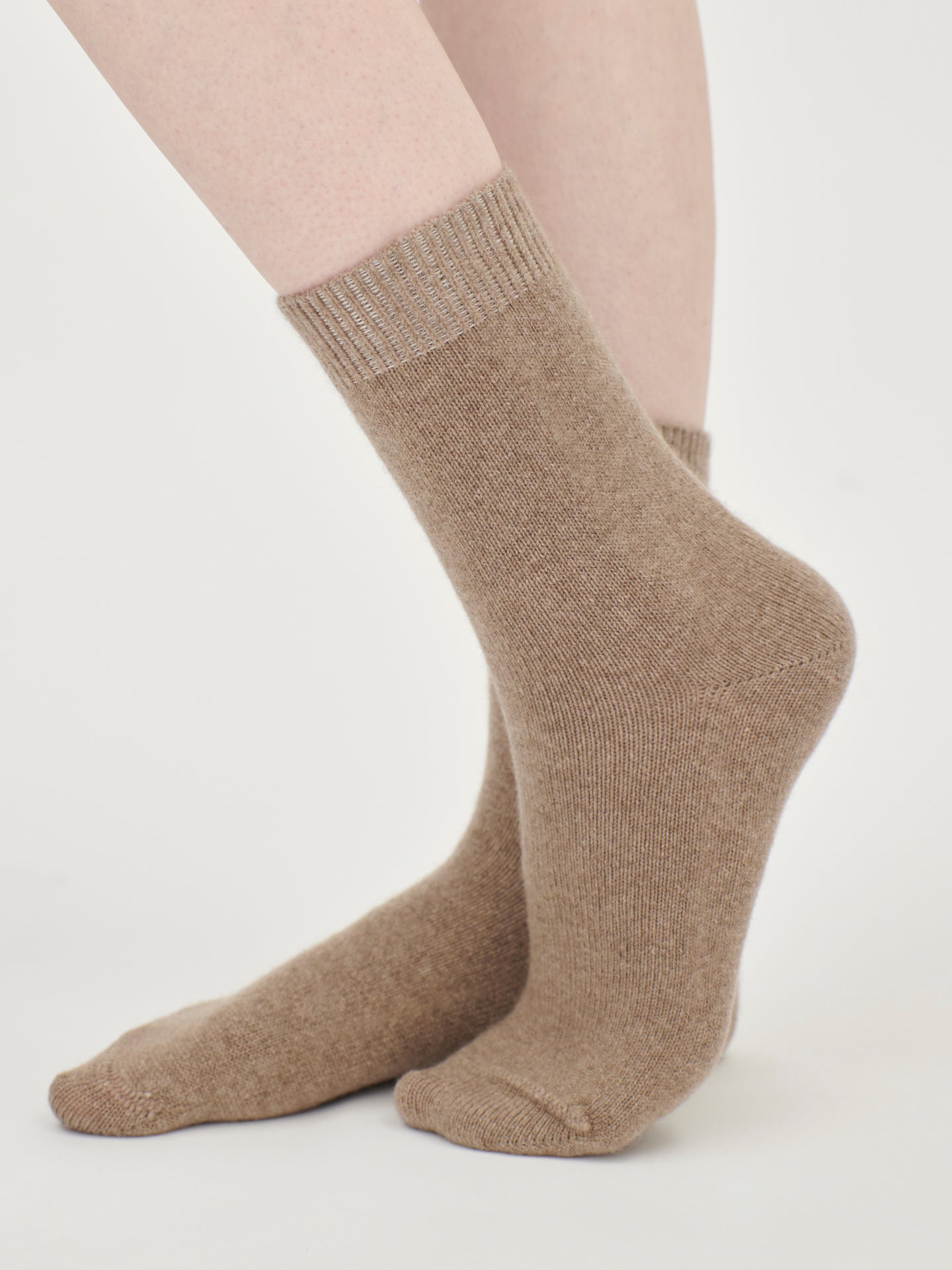 Unisex Kaschmir Trimmstrick-Socken Taupe - Gobi Cashmere