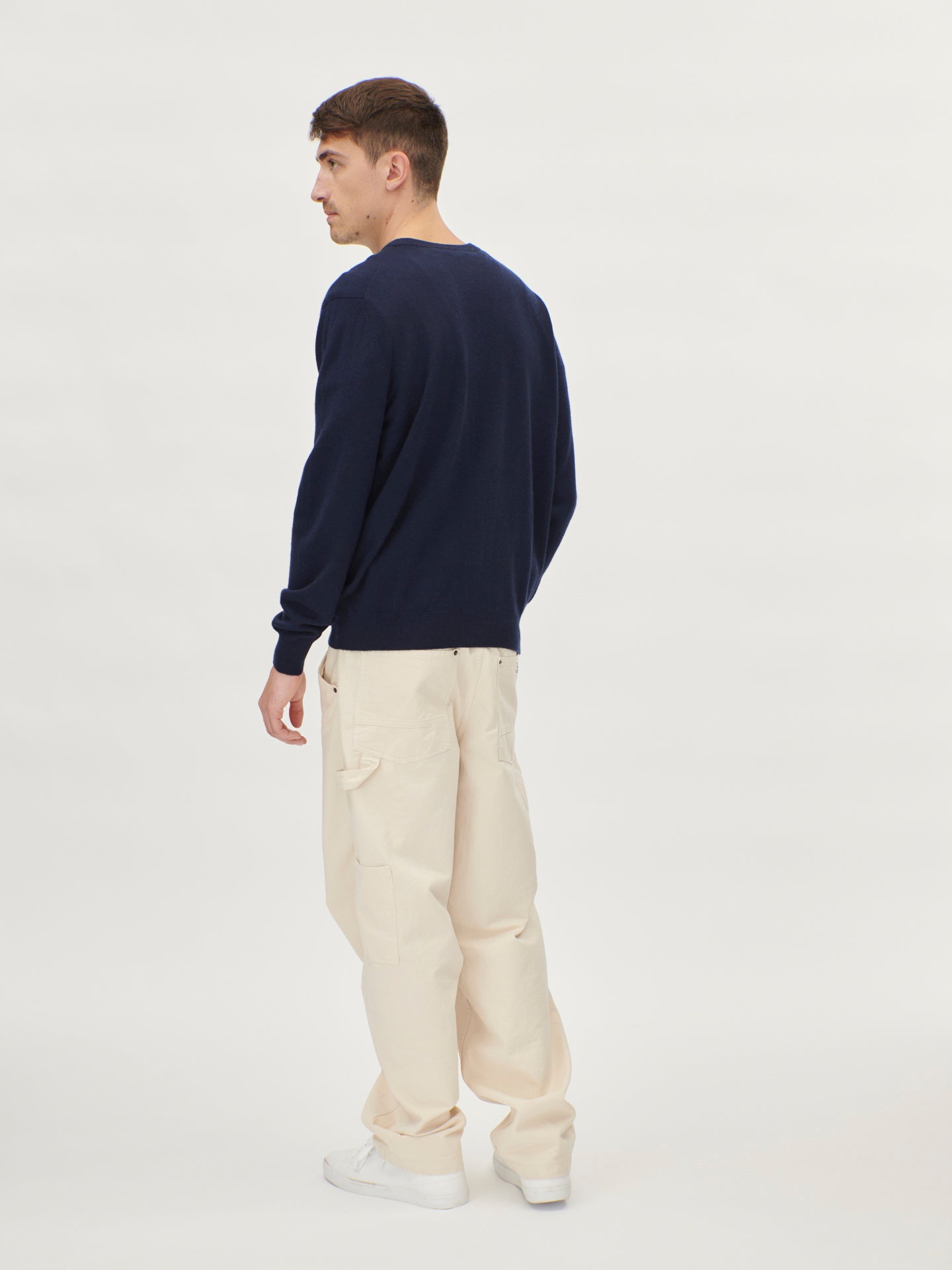 Herren Kachmir V-Ausschnitt Strickjacke Mit Knöpfen Marineblau - Gobi Cashmere