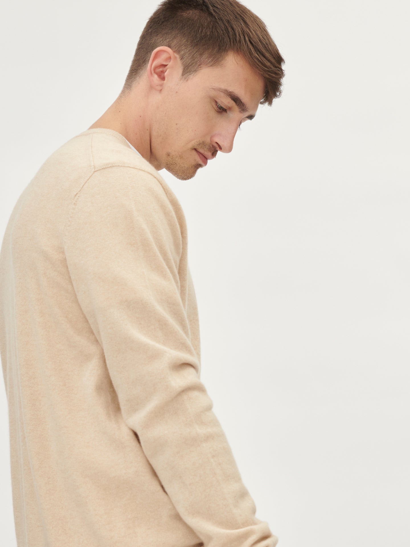 Herren Kachmir V-Ausschnitt Strickjacke Mit Knöpfen Beige - Gobi Cashme