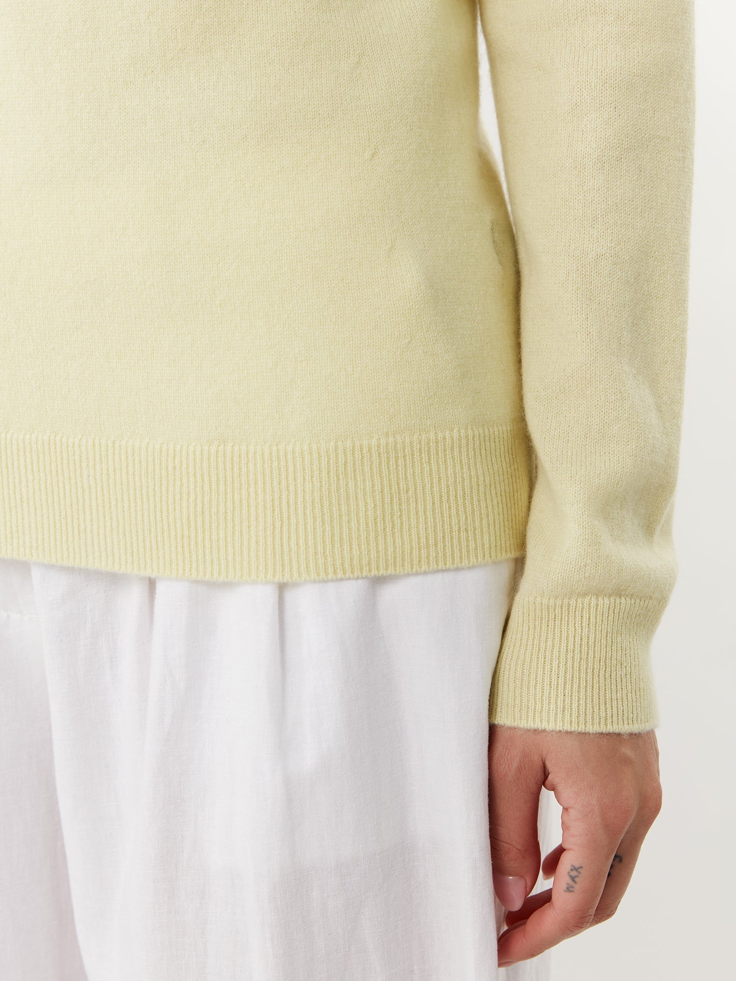 Basic V-Ausschnitt Kaschmirpullover