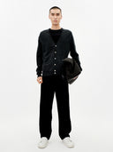 Herren Kashmir V-Ausschnitt Strickjacke Holzkohle | GOBI Cashmere