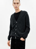 Herren Kashmir V-Ausschnitt Strickjacke Holzkohle | GOBI Cashmere
