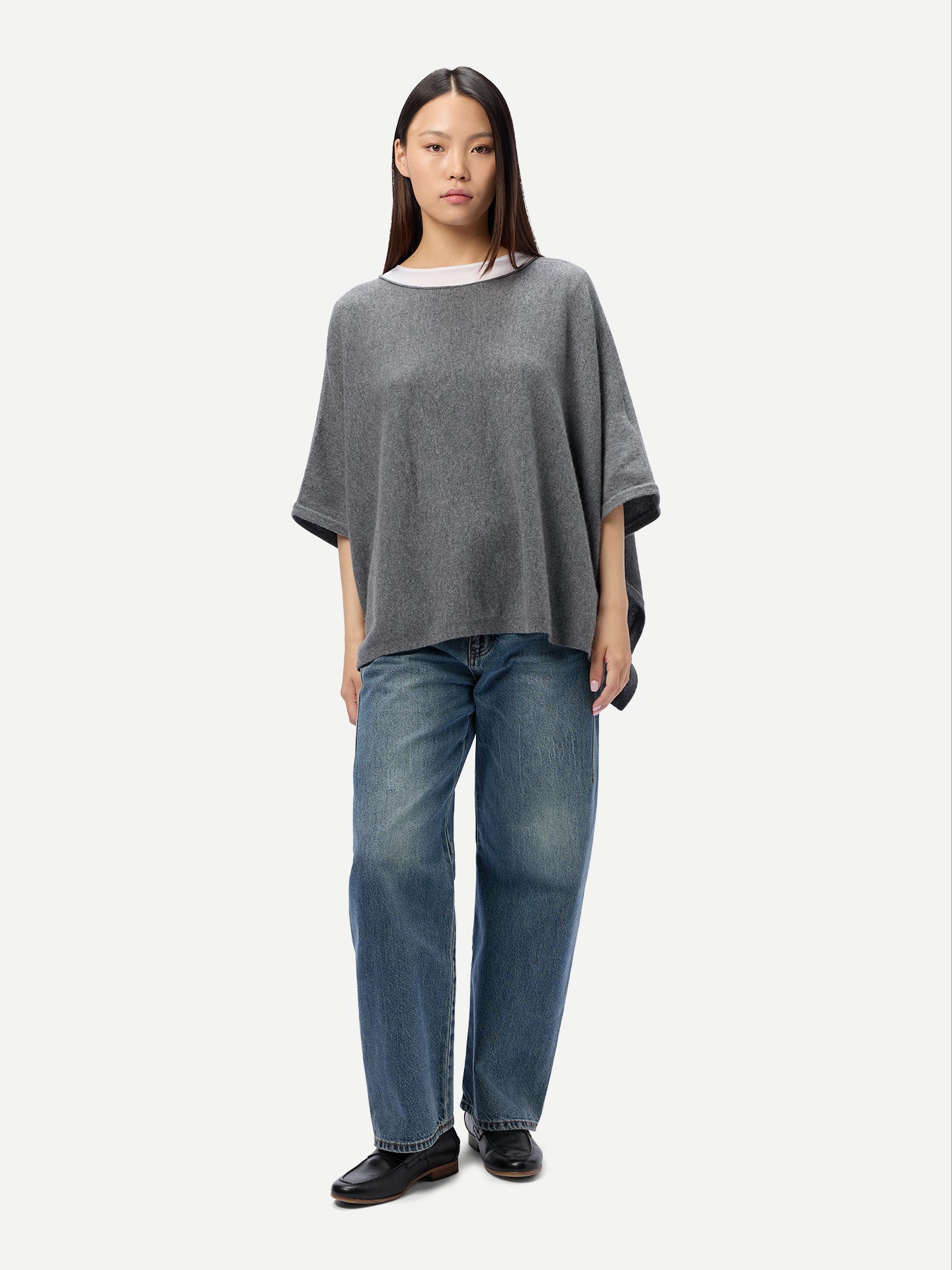 Kaschmir-Poncho mit U-Boot-Ausschnitt