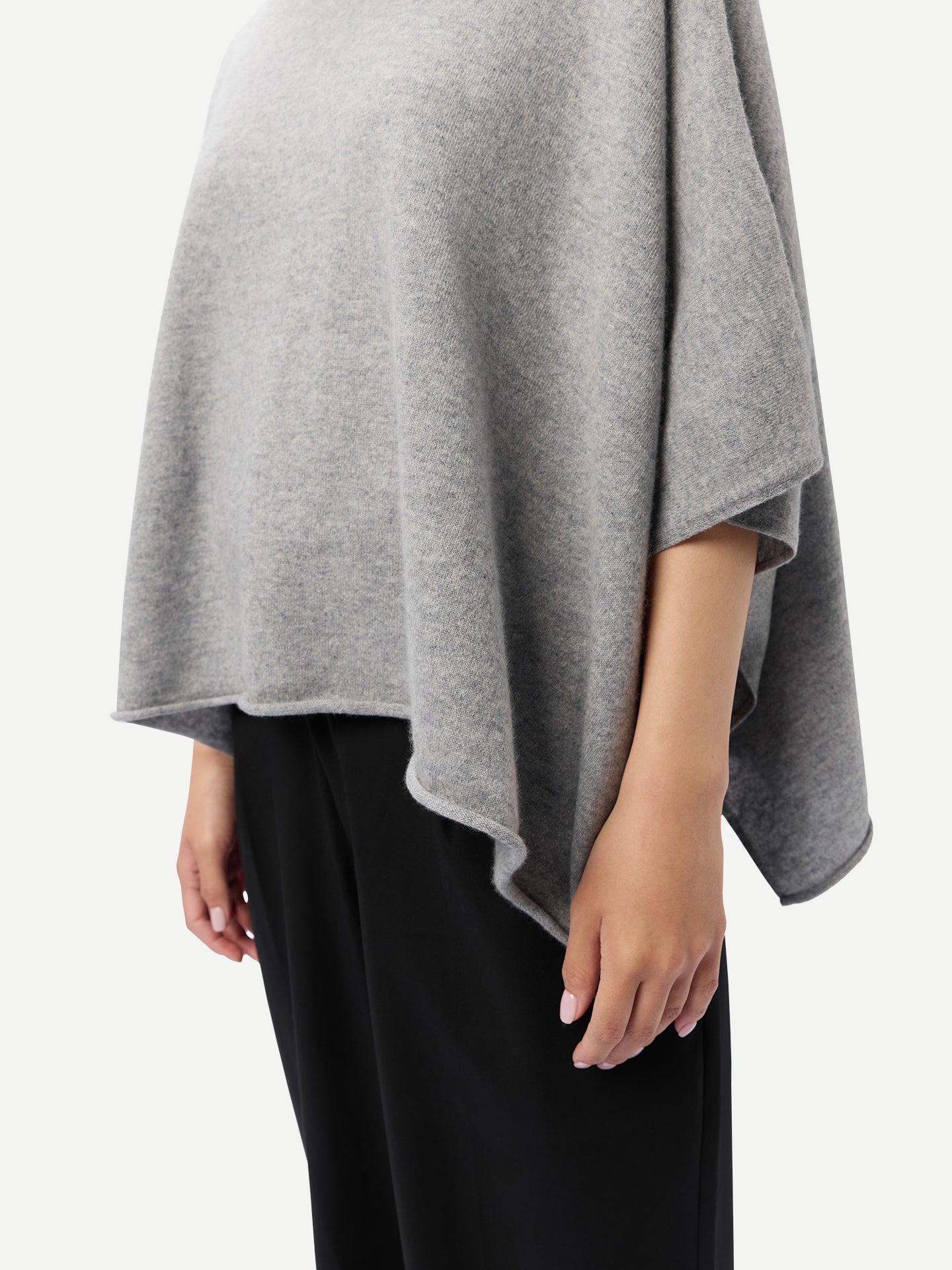 Timeless Kaschmir-Poncho mit Bootsausschnitt