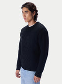 Kaschmirpullover mit Aran-Zopfmuster, Rundhals