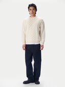 Kaschmirpullover mit Aran-Zopfmuster, Rundhals