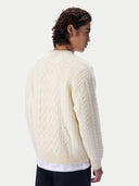 Kaschmirpullover mit Aran-Zopfmuster, Rundhals
