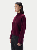 Kaschmirpullover mit Zopfgeflecht und Stehkragen