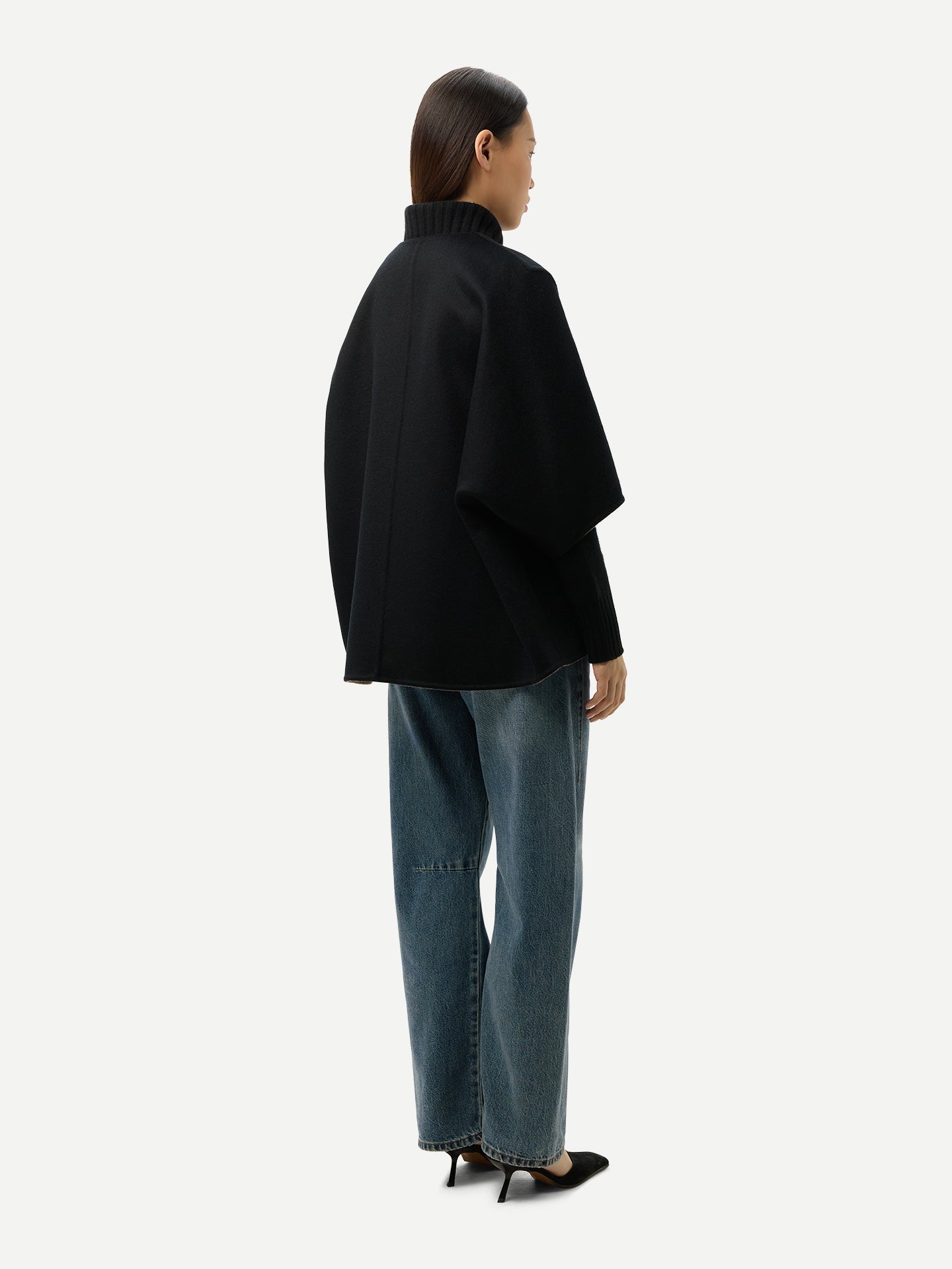 Ponchojacke aus Kaschmir mit Tasche