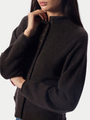 Kaschmir-Strickjacke mit Stehkragen und Knopfleiste