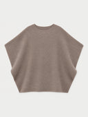 Taupefarbenes ärmelloses Strickoberteil flach liegend, weite Oversize-Silhouette von vorn