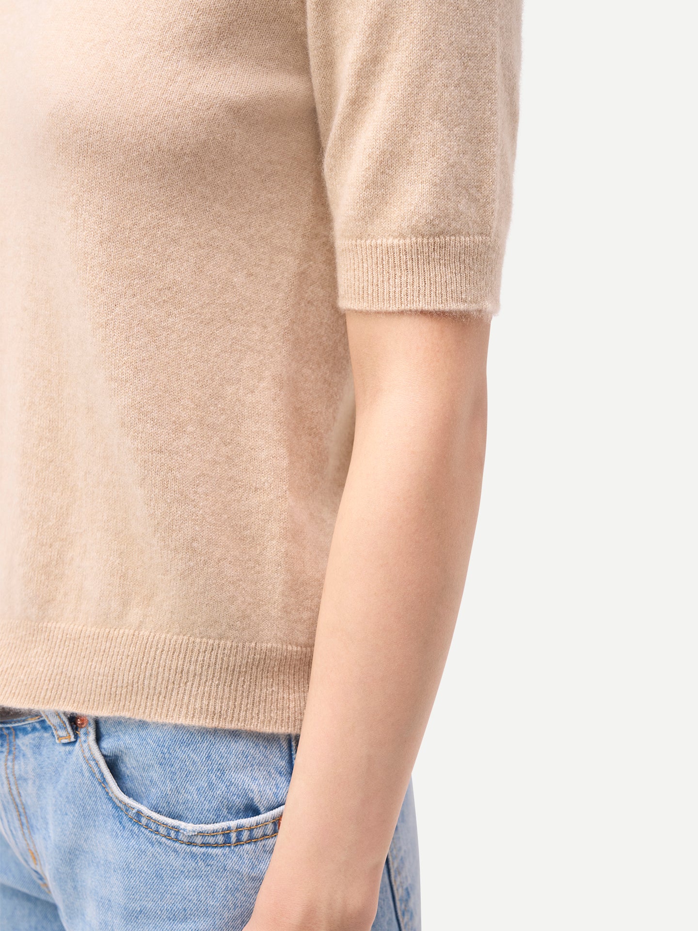 Kaschmir-Pullover mit kurzen Ärmeln