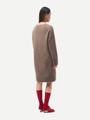 Strickkleid mit Rundhalsausschnitt Taupe - Gobi Cashmere