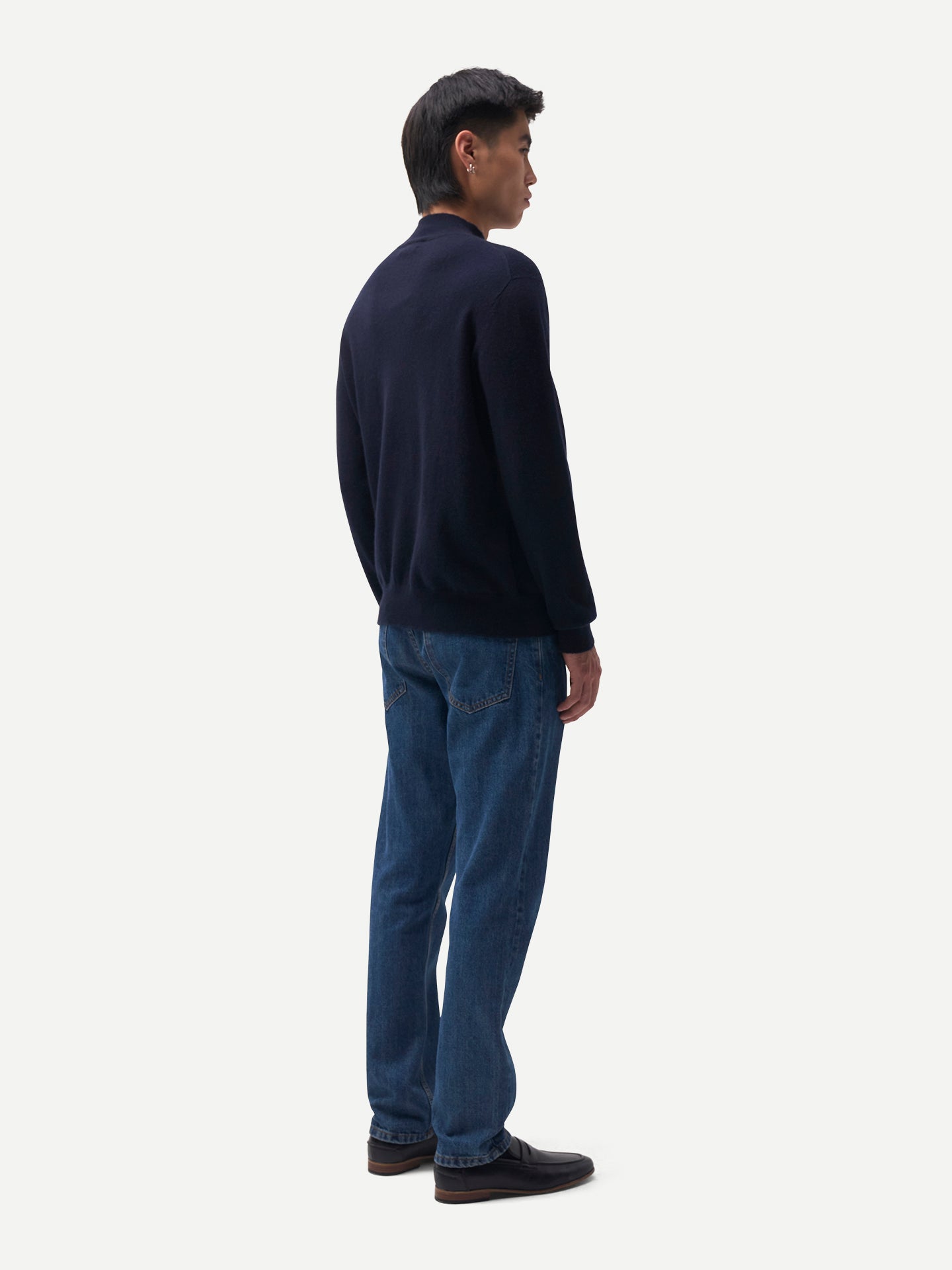 Zeitloser Kaschmirpullover mit Stehkragen
