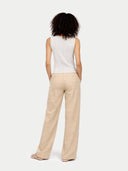 Whisper White Ärmelloses Seidenmix-Stricktop | GOBI Cashmere