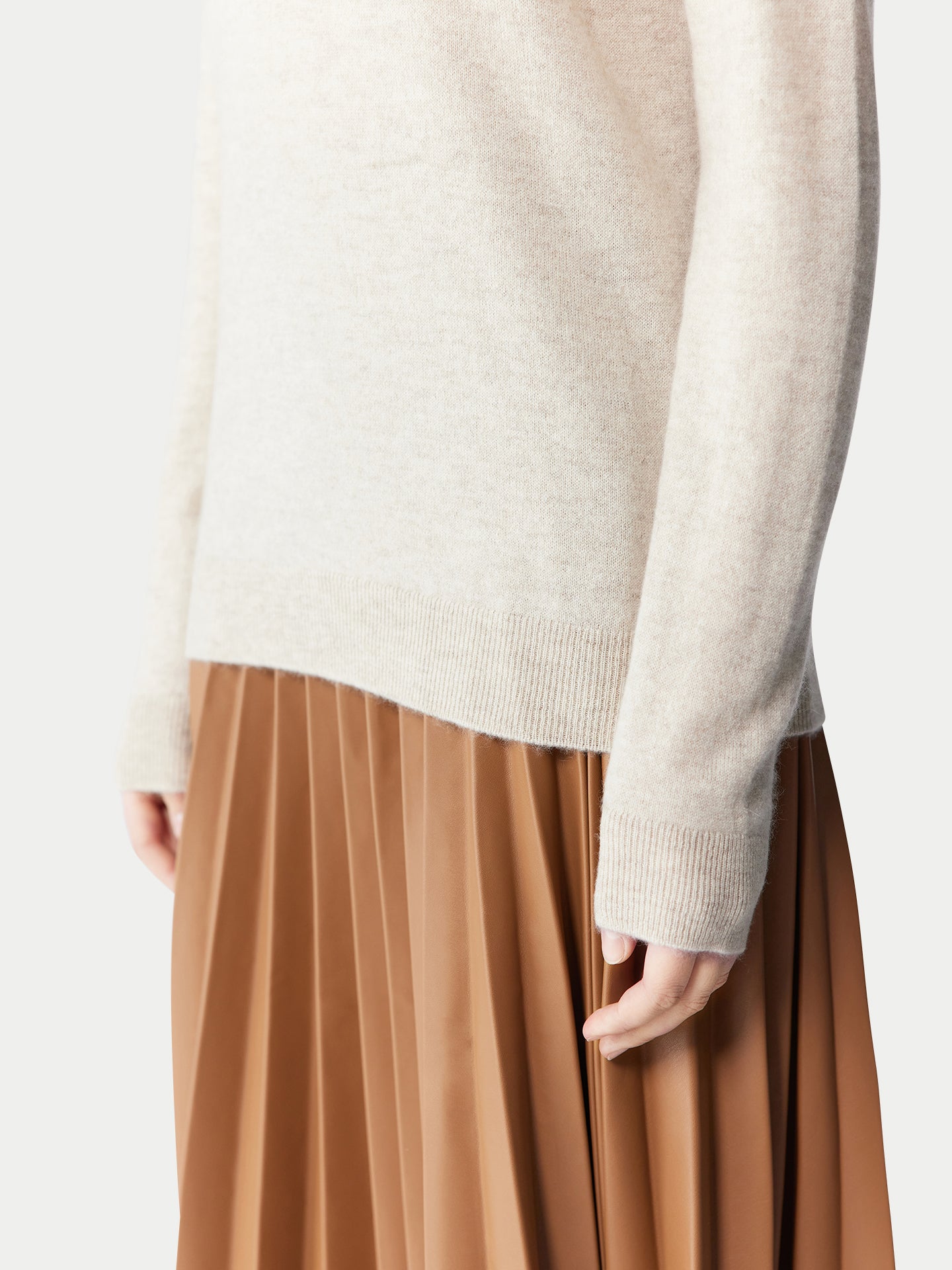 Basic R-Ausschnitt Kaschmirpullover